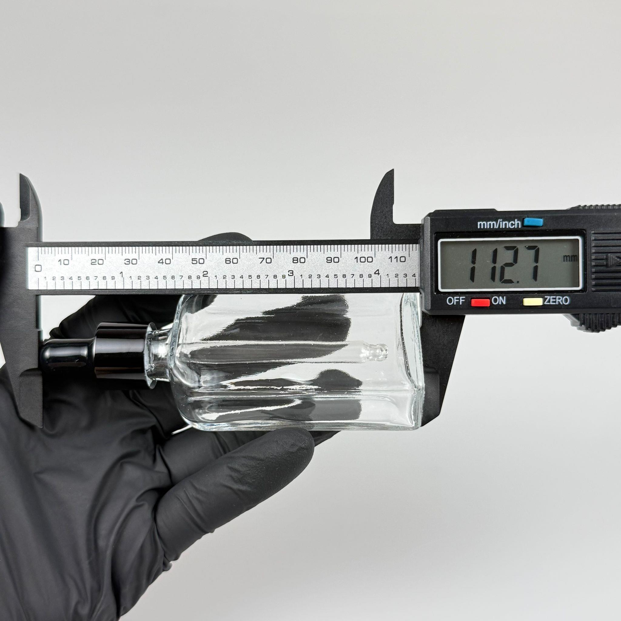 50 CC YASSI DİKDÖRTGEN PRESTİJLİ CAM DAMLALIKLI ŞİŞE - SİYAH EMZİK - SİYAH METALİK KAPAK - 50 ML CAM DAMLALIKLI ŞİŞE - DAMLALIKLI BOŞ ŞİŞE