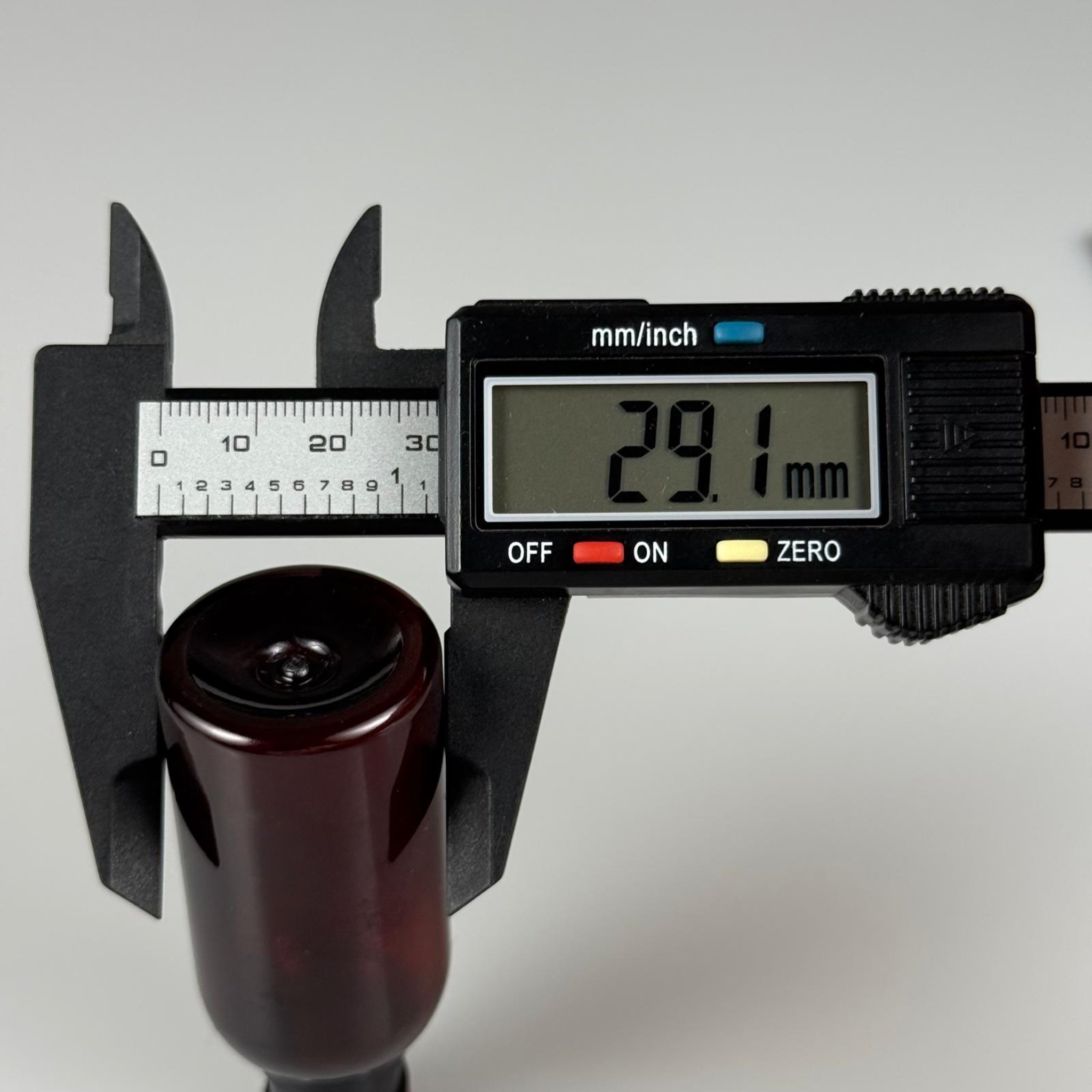 35 CC AMBER PET ŞİŞE - KÖPÜK CONTALI SİYAH ALÜMİNYUM METAL KAPAKLI TAKIM - 35 ML KAHVERENGİ PET ŞİŞE