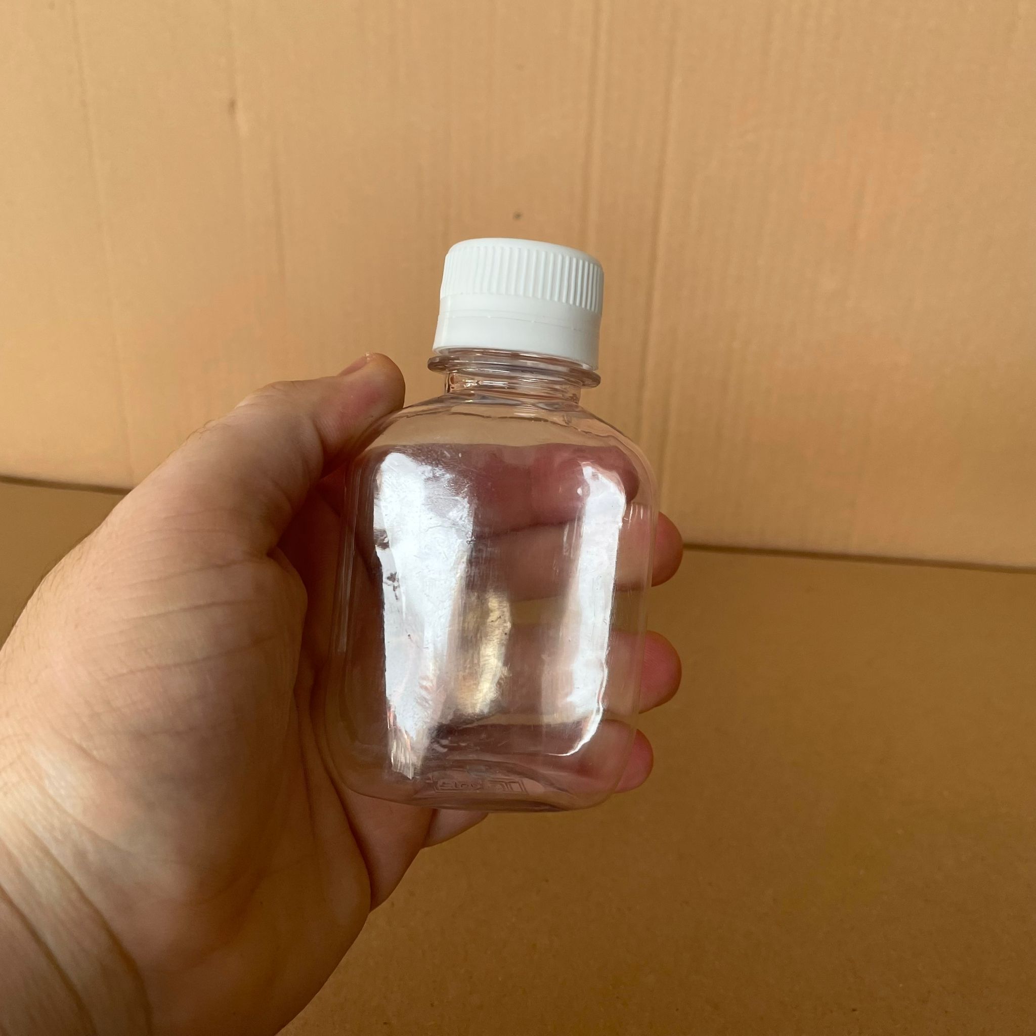 100 CC YASSI PET ŞİŞE - BEYAZ KİLİTLİ KAPAKLI - 100 ML PET ŞİŞE KALIN (15 GR) - KAPAK MÜHÜRLENİR, NUMUNE İÇİN KULLANILABİLİR, SIZDIRMAZ