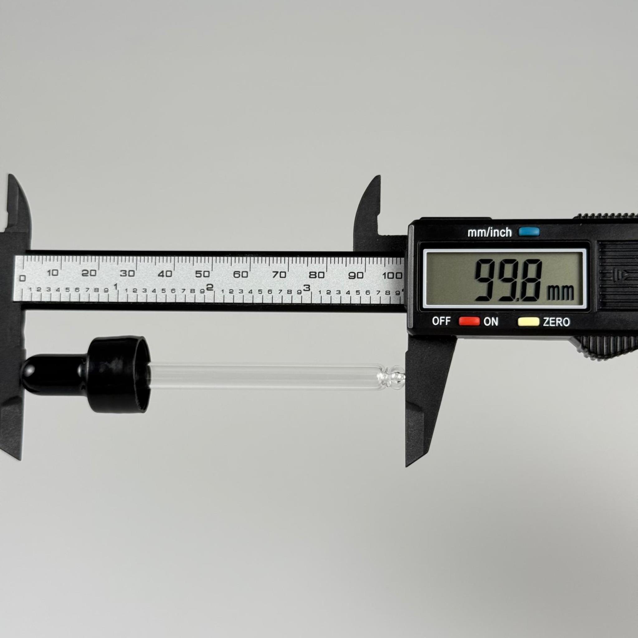 18 MM CAM DAMLALIKLI TAKIM - SİYAH EMZİK +  DELİKLİ PLASTİK DÜZ SİYAH KAPAK + 84 MM CAM PİPET