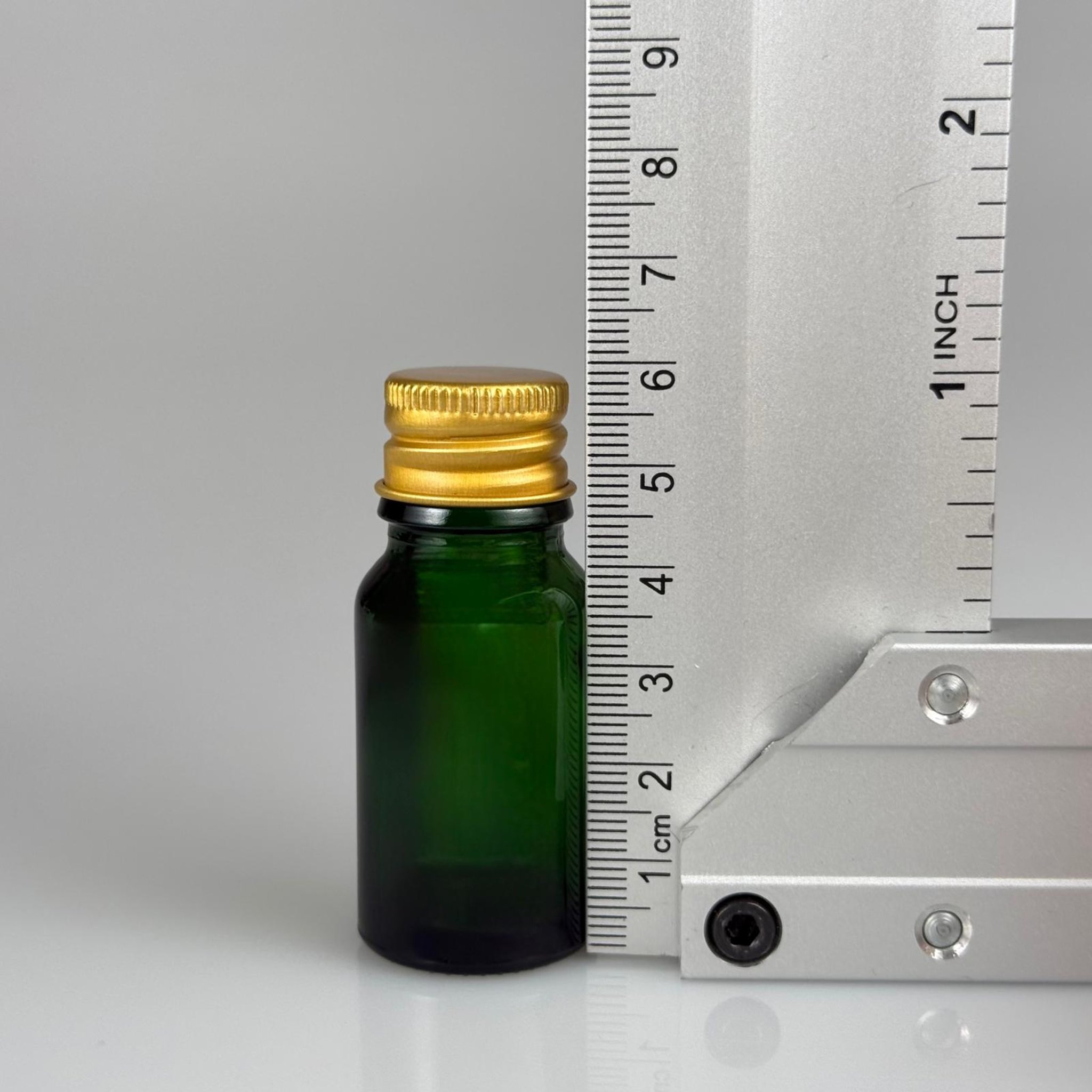 10 CC YEŞİL CAM ŞİŞE + KÖPÜK CONTALI GOLD ALÜMİNYUM METAL KAPAKLI TAKIM - 10 ML YEŞİL CAM ŞİŞE