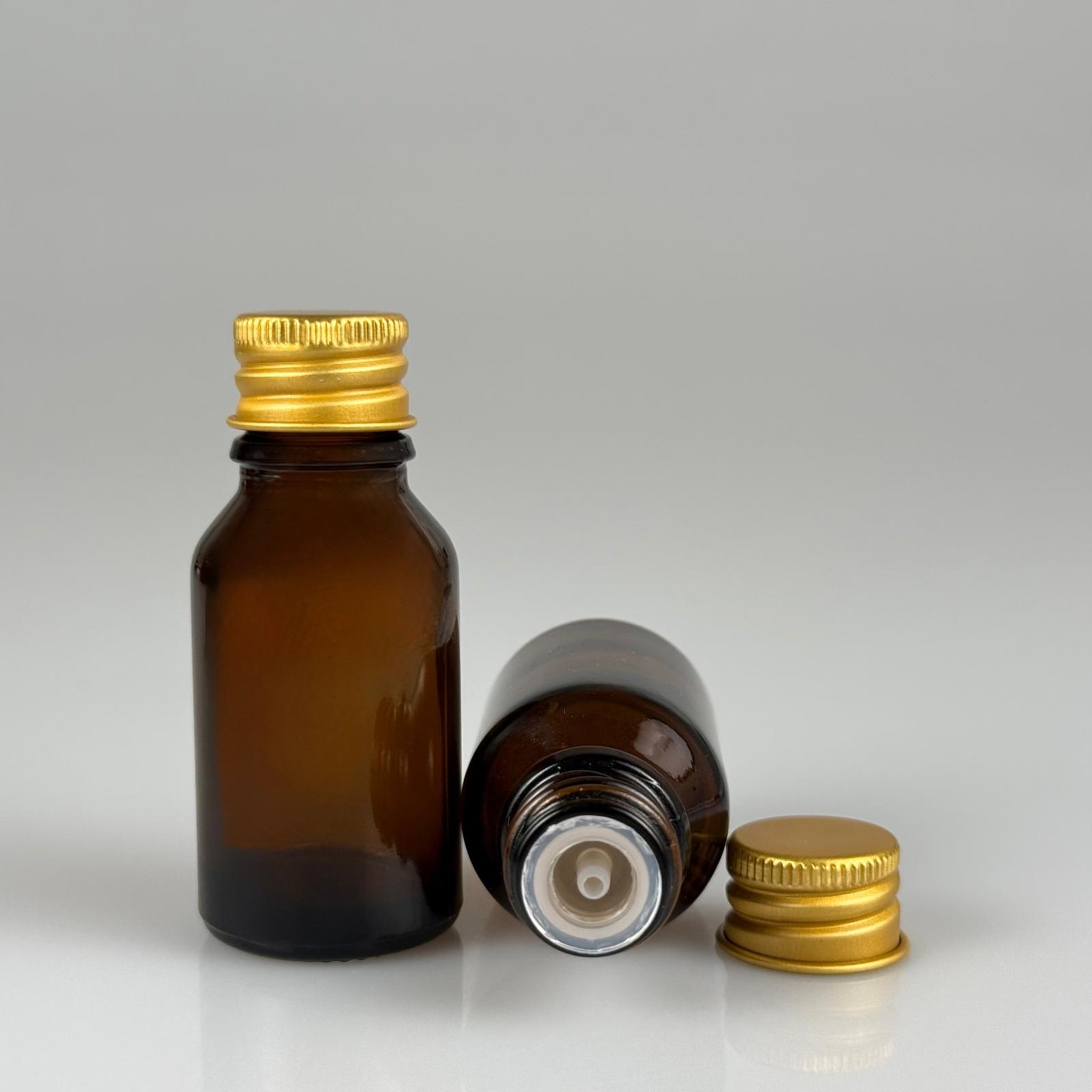 15 CC AMBER CAM ŞİŞE + KÖPÜK CONTALI GOLD ALÜMİNYUM METAL KAPAKLI + DAMLALIKLI KOLONYA TIPALI TAKIM - 15 ML KAHVERENGİ CAM ŞİŞE