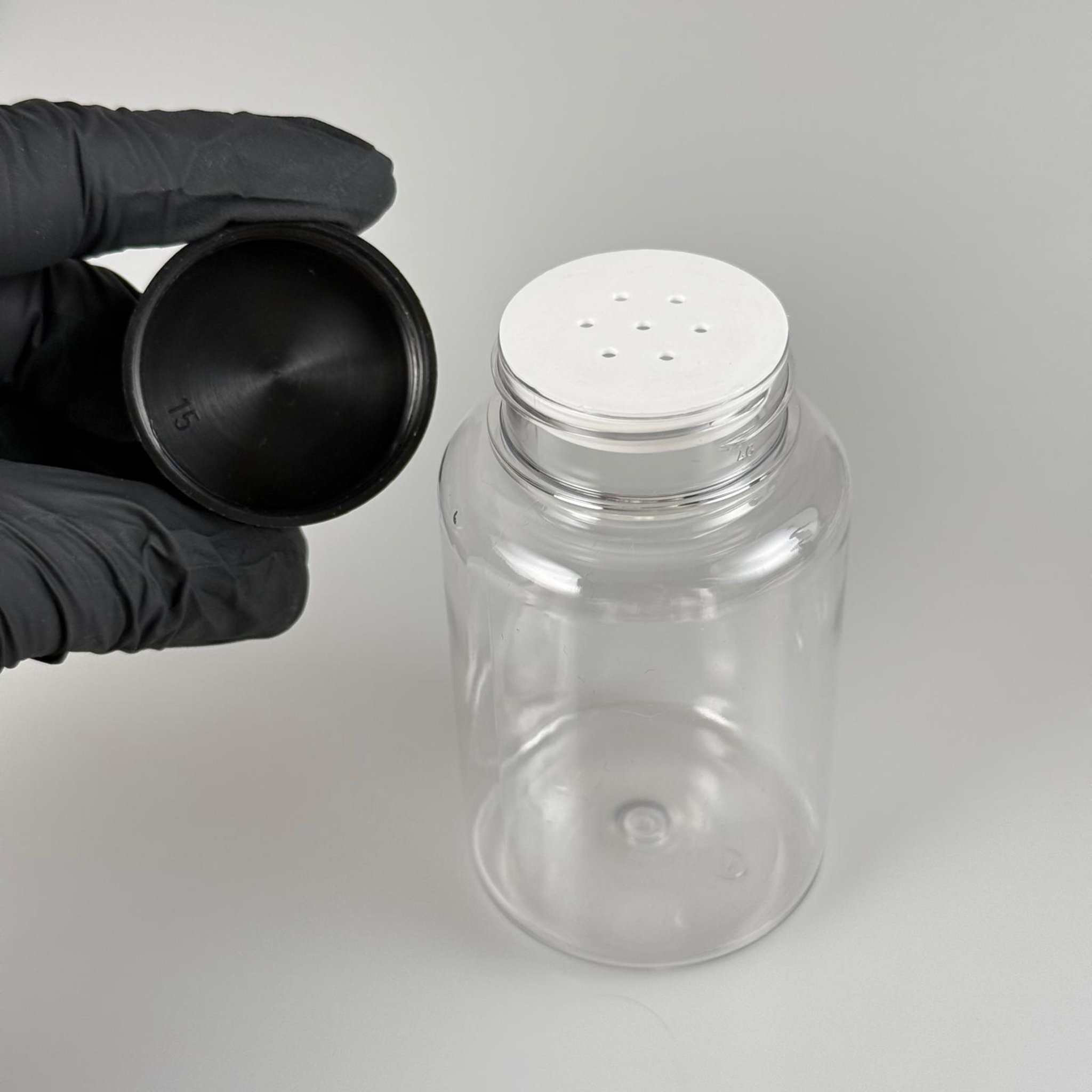 150 CC ŞEFFAF PET PUDRA ŞİŞESİ + SİYAH PLASTİK KAPAKLI + PUDRA TIPALI TAKIM - 150 ML PUDRA KUTUSU, EKO TUZLUK