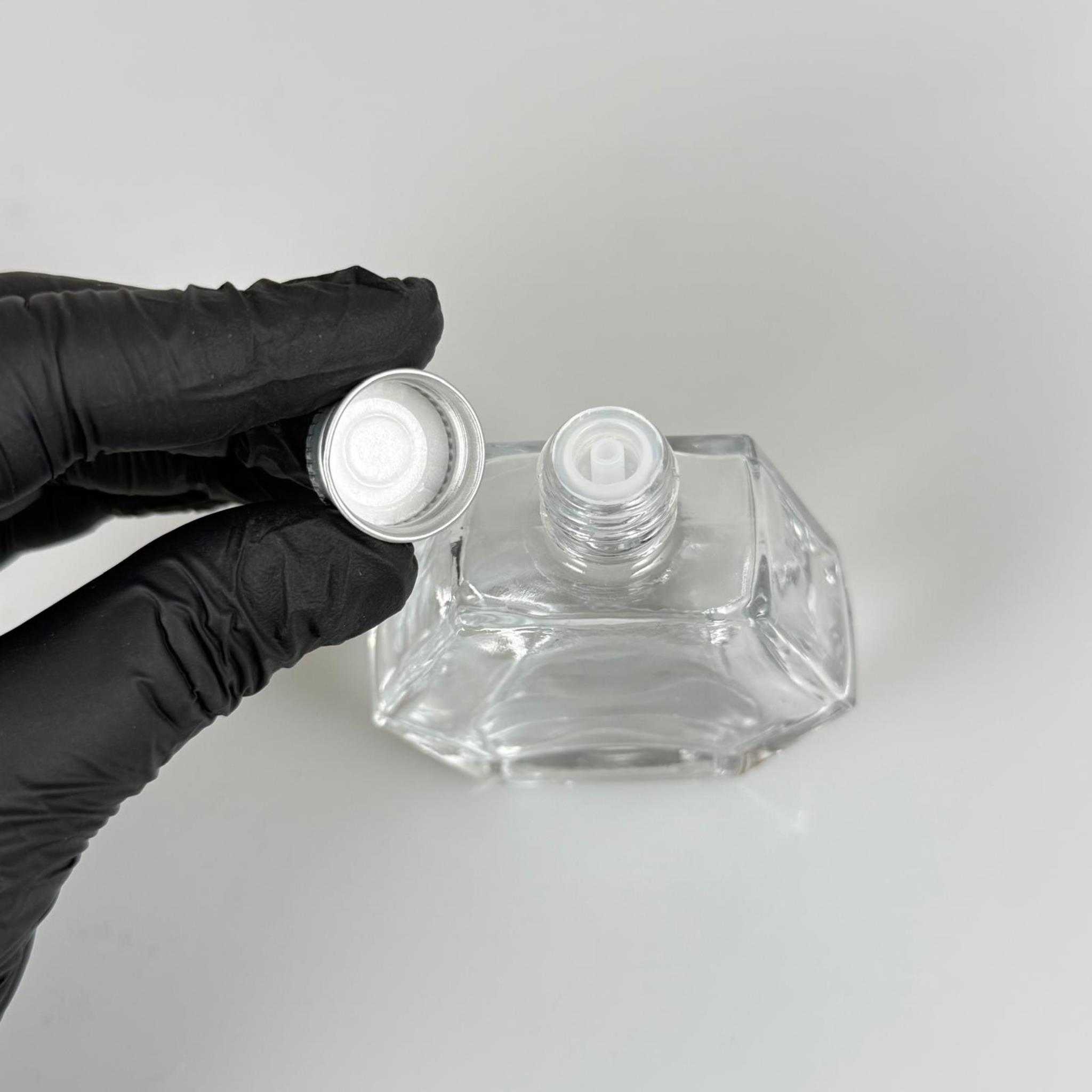 50 CC ALTIGEN CAM ŞİŞE + GÜMÜŞ METAL KAPAK + KOLONYA TIPASI - 50 ML HEDİYELİK CAM KOLONYA ŞİŞESİ - DÜĞÜN, NİŞAN, SÖZ, KINA, CENAZE, PROMOSYON İÇİN HEDİYELİK KOLONYA ŞİŞELERİ