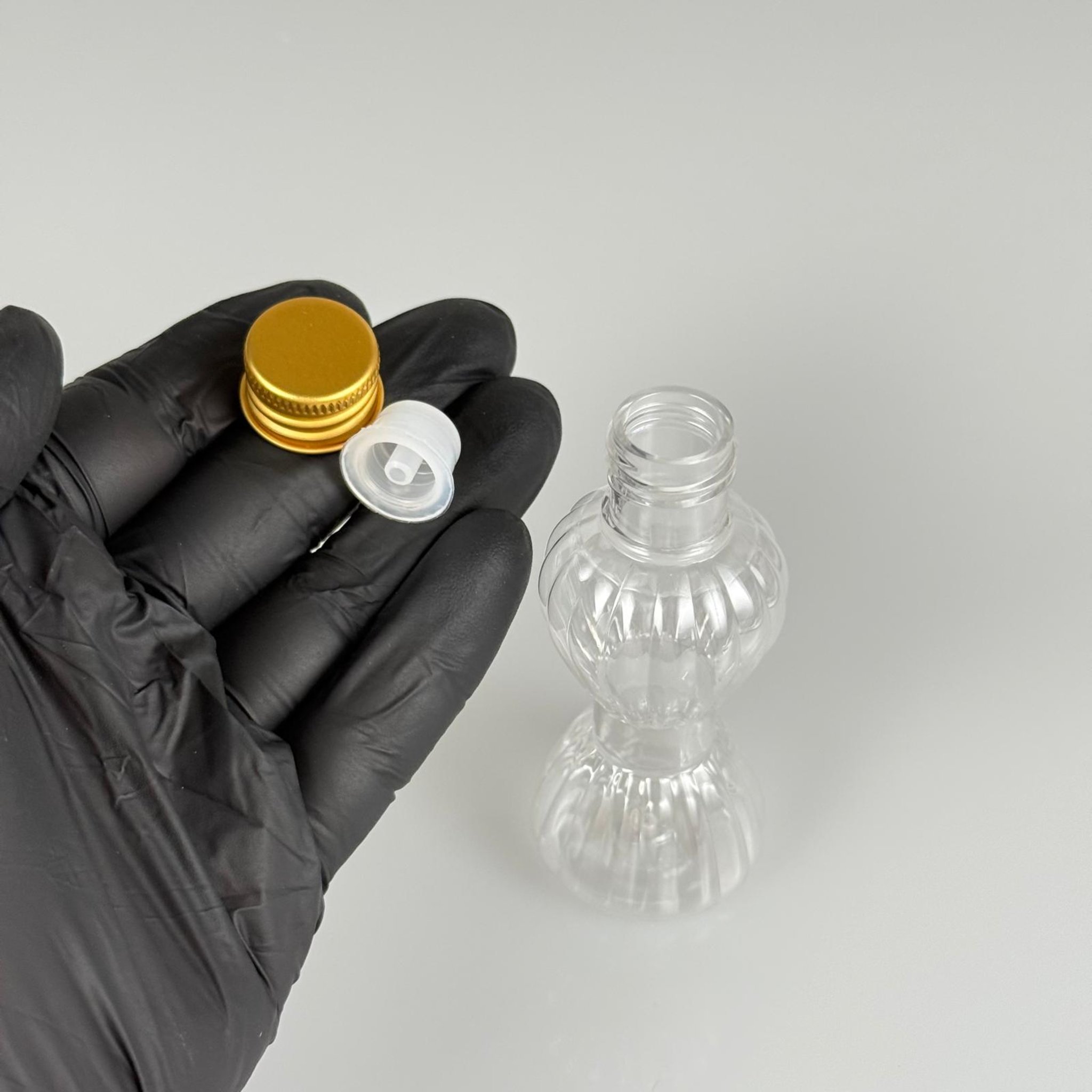40 CC MİNİ PIRLANTA ŞİŞE + KÖPÜK CONTALI GOLD ALÜMİNYUM METAL KAPAKLI + DAMLALIKLI KOLONYA TIPALI TIPALI TAKIM - 40 ML CAMPET ŞİŞE