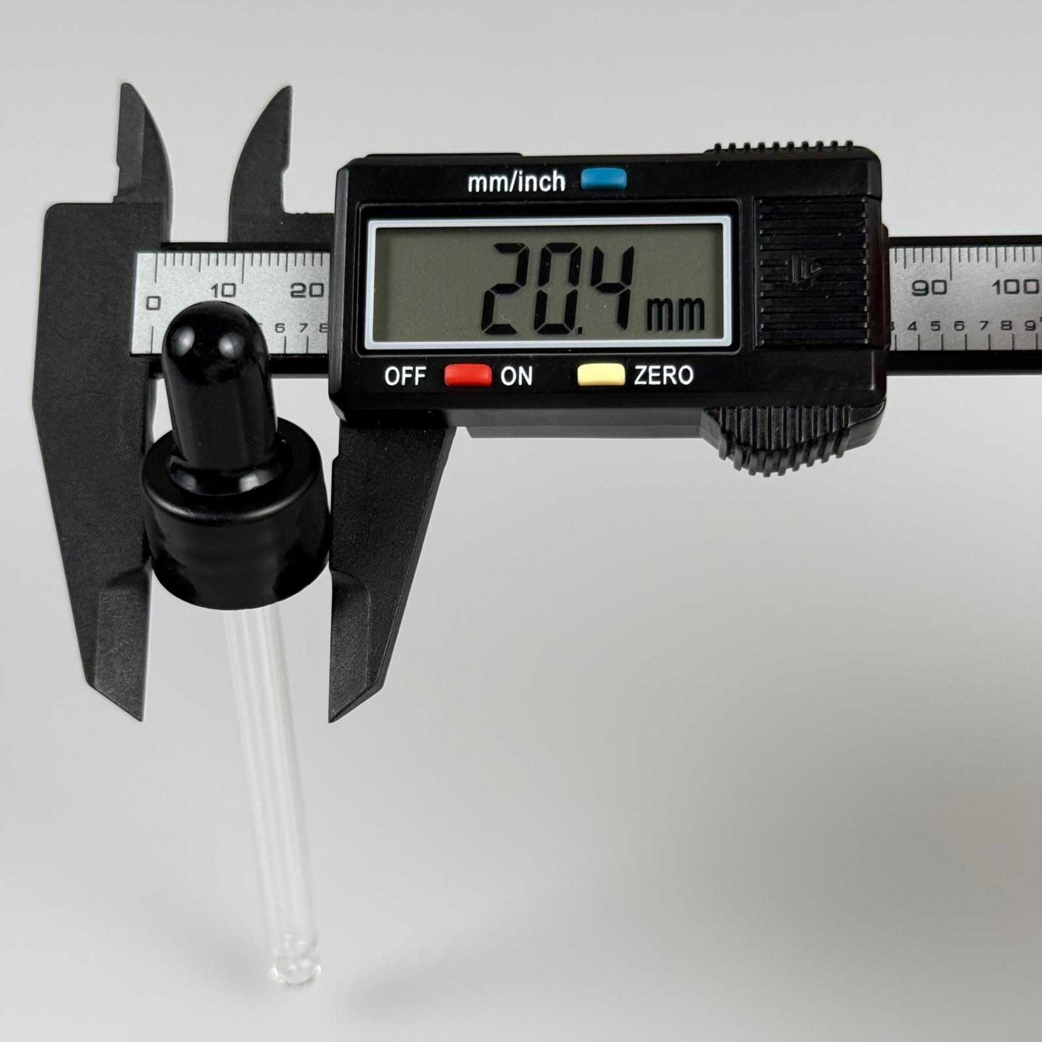 18 MM CAM DAMLALIKLI TAKIM - SİYAH EMZİK +  DELİKLİ PLASTİK DÜZ SİYAH KAPAK + 90 MM CAM PİPET