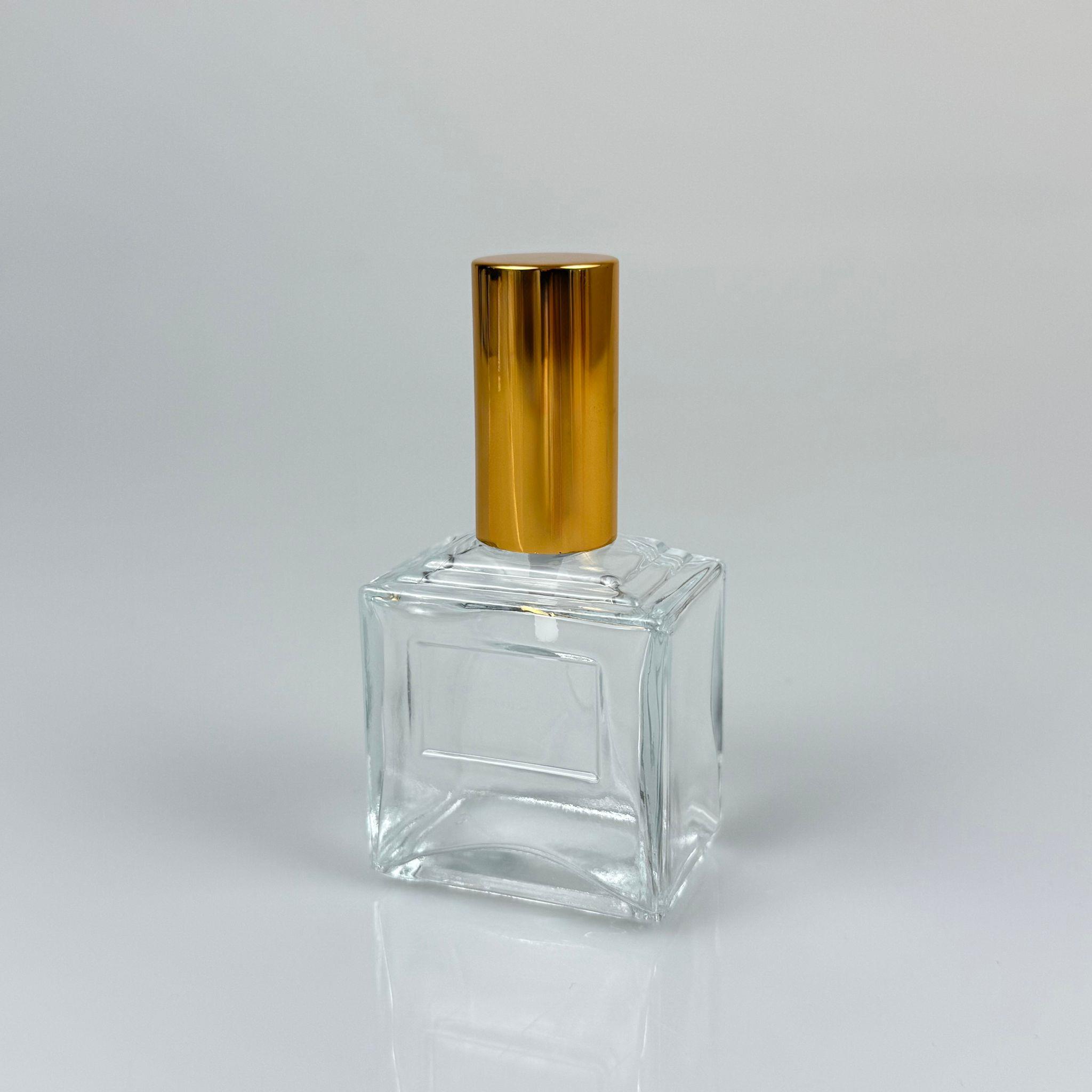 50 CC KÖŞELİ PRİZMA CAM ŞİŞE - VİDALI GOLD SPREYLİ PARFÜM KOLONYA ŞİŞESİ TAKIM - 50 ML PRESTİJLİ ŞİŞE
