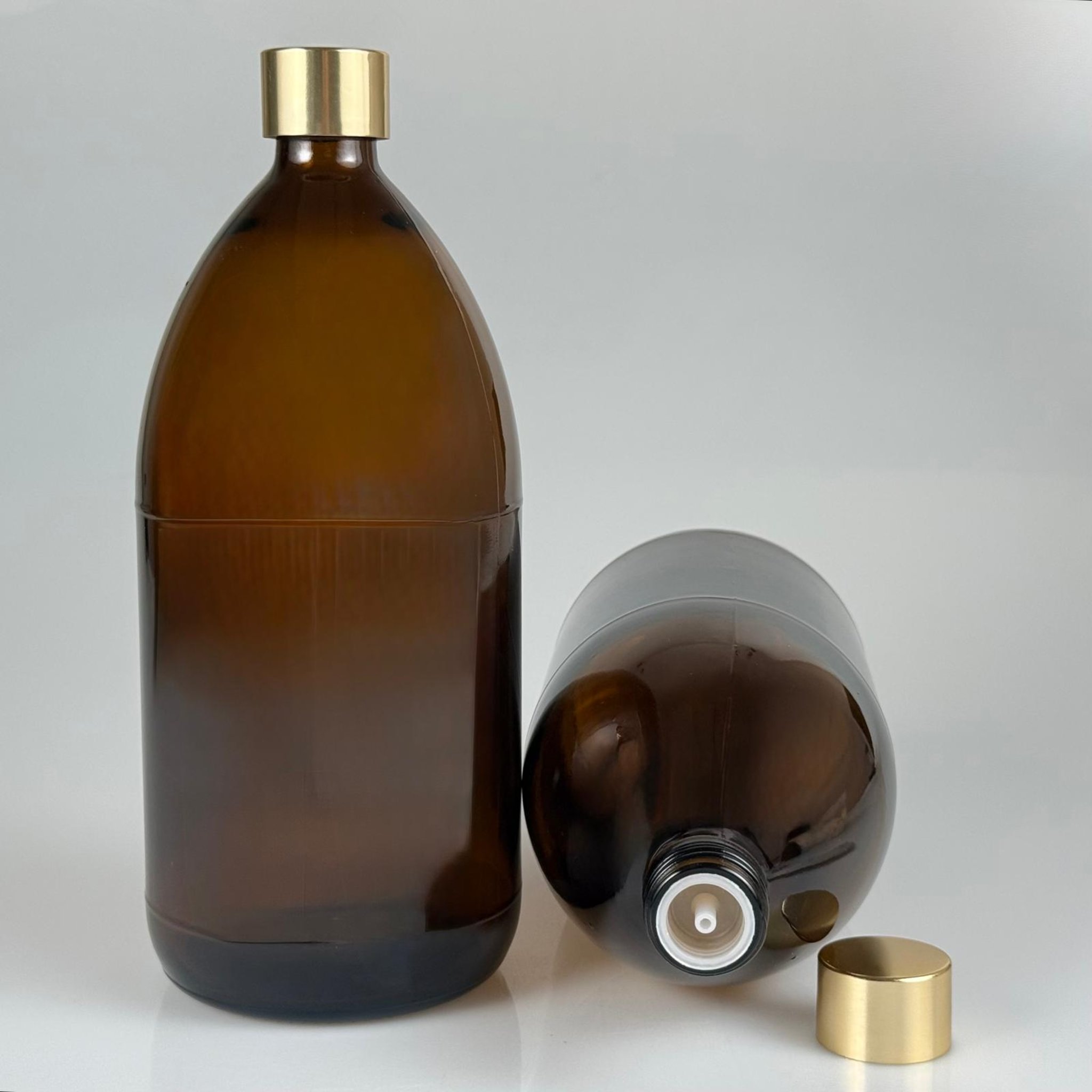 1000 CC AMBER CAM ŞİŞE + ALÜMİNYUM KAPLAMALI GOLD KAPAKLI + DAMLALIKLI KOLONYA TIPALITAKIM - 1000 ML KAHVERENGİ CAM ŞİŞE