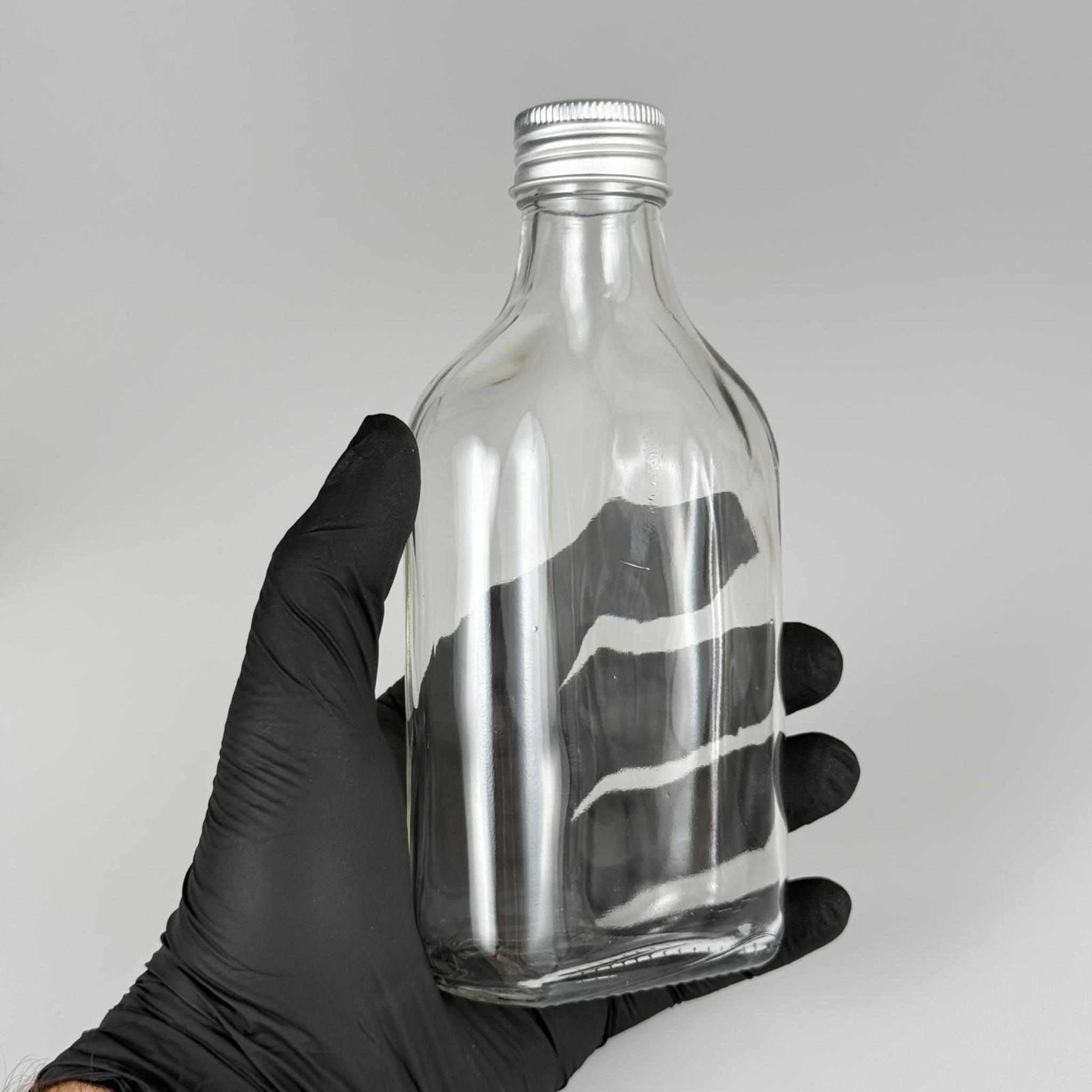 200 CC YASSI LÜX KOLONYA CAM ŞİŞE - GÜMÜŞ METAL ALÜMİNYUM KAPAKLI + KOLONYA TIPALI - 200 ML LÜKS METAL KAPAKLI CAM KOLONYA ŞİŞESİ