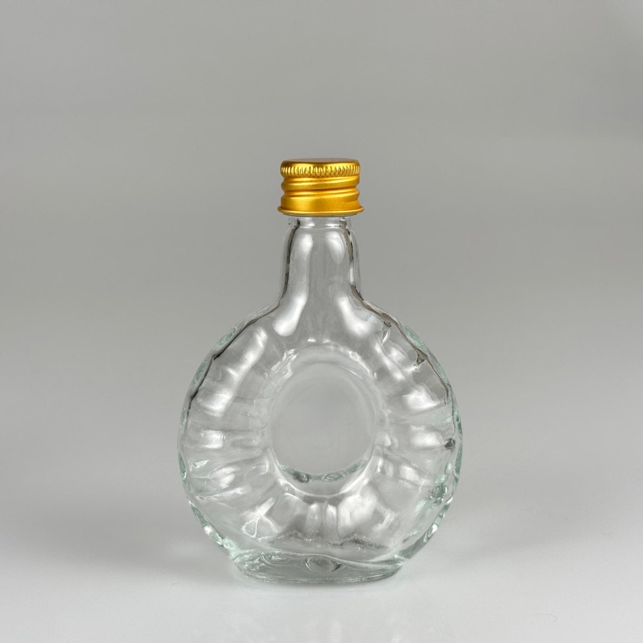 50 CC BOĞAZLI YASSI CAM ŞİŞE + GOLD ALÜMİNYUM METAL KAPAKLI TAKIM - 50 ML PRESTİJLİ ŞİŞE