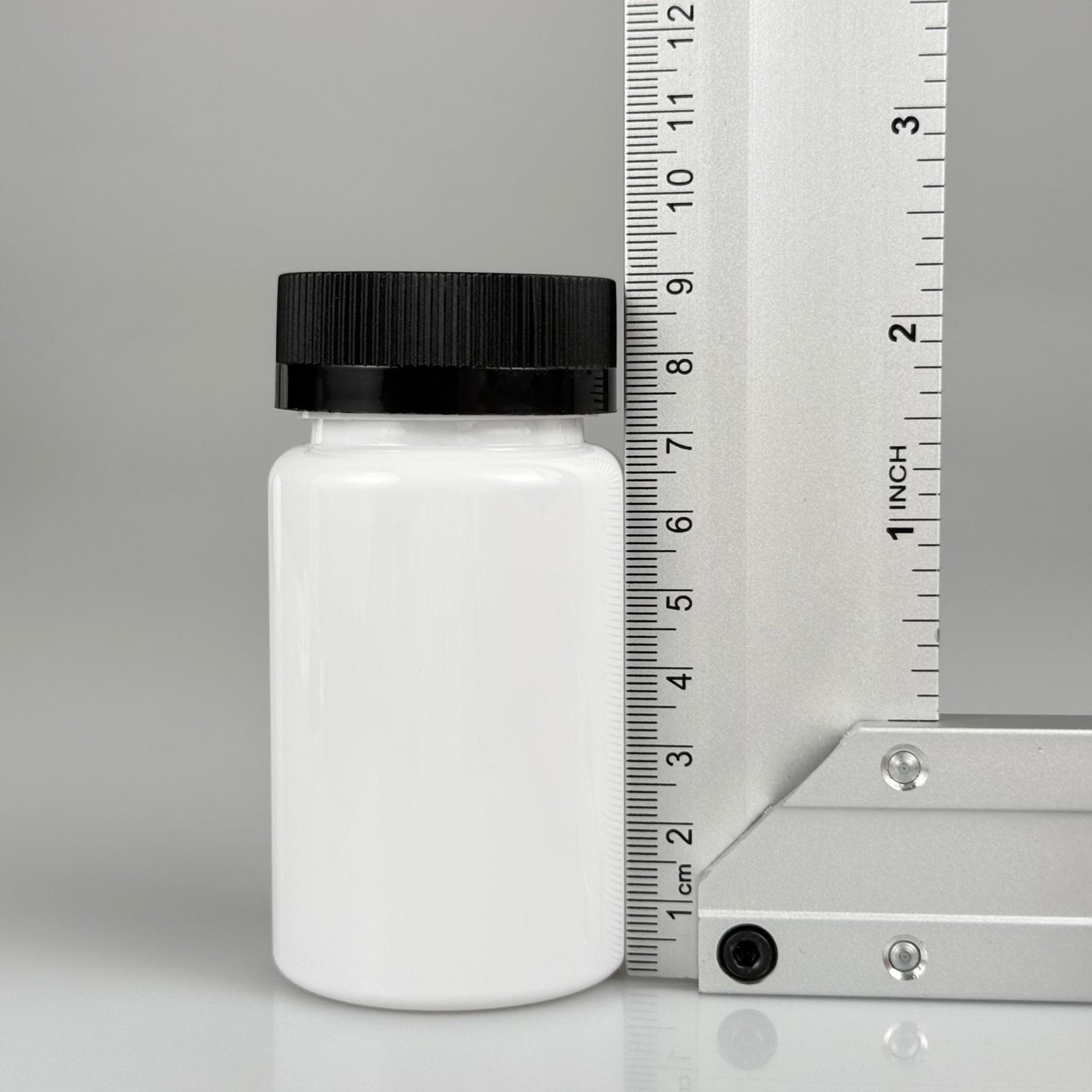 100 ML CONTALI ÇOCUK KİLİT KAPAKLI TABLET ŞİŞESİ  - 100 CC BEYAZ PET KAVANOZ + 38 MM SİYAH ÇOCUK KİLİTLİ KAPAK + KENDİNDEN YAPIŞKANLI KÖPÜK CONTA TAKIM -  KAPSÜL KUTUSU - İLAÇ ŞİŞESİ - MEDİKAL HAP ŞİŞESİ - FARMASÖTİK KAVANOZ