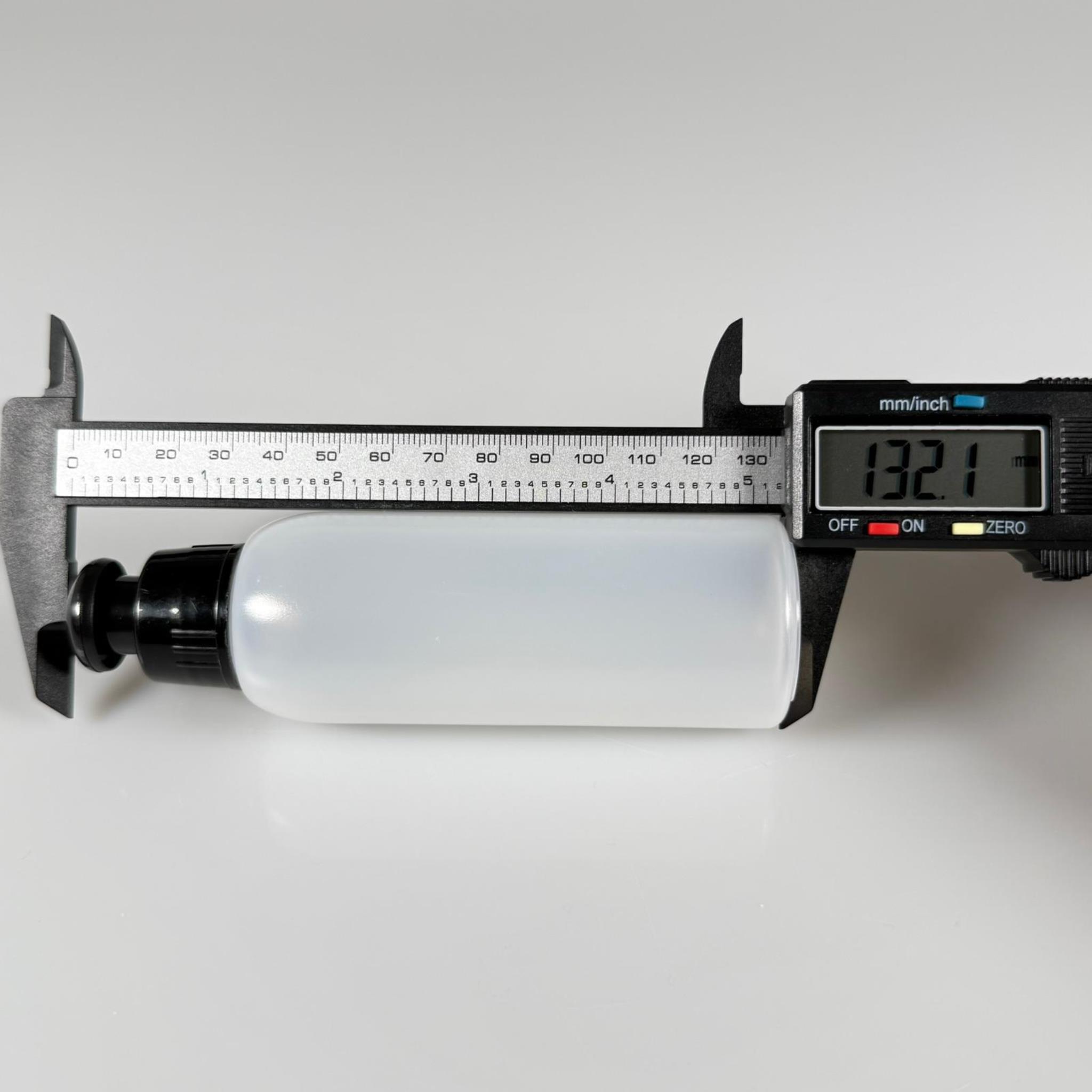 100 ML SIKILABİLİR YUMUŞAK PE PLASTİK ŞİŞE - SİYAH PUSHPULL ŞAMPUAN KAPAKLI - 100 cc sos, yağ, kartuş, mürekkep vb için boş şişeler