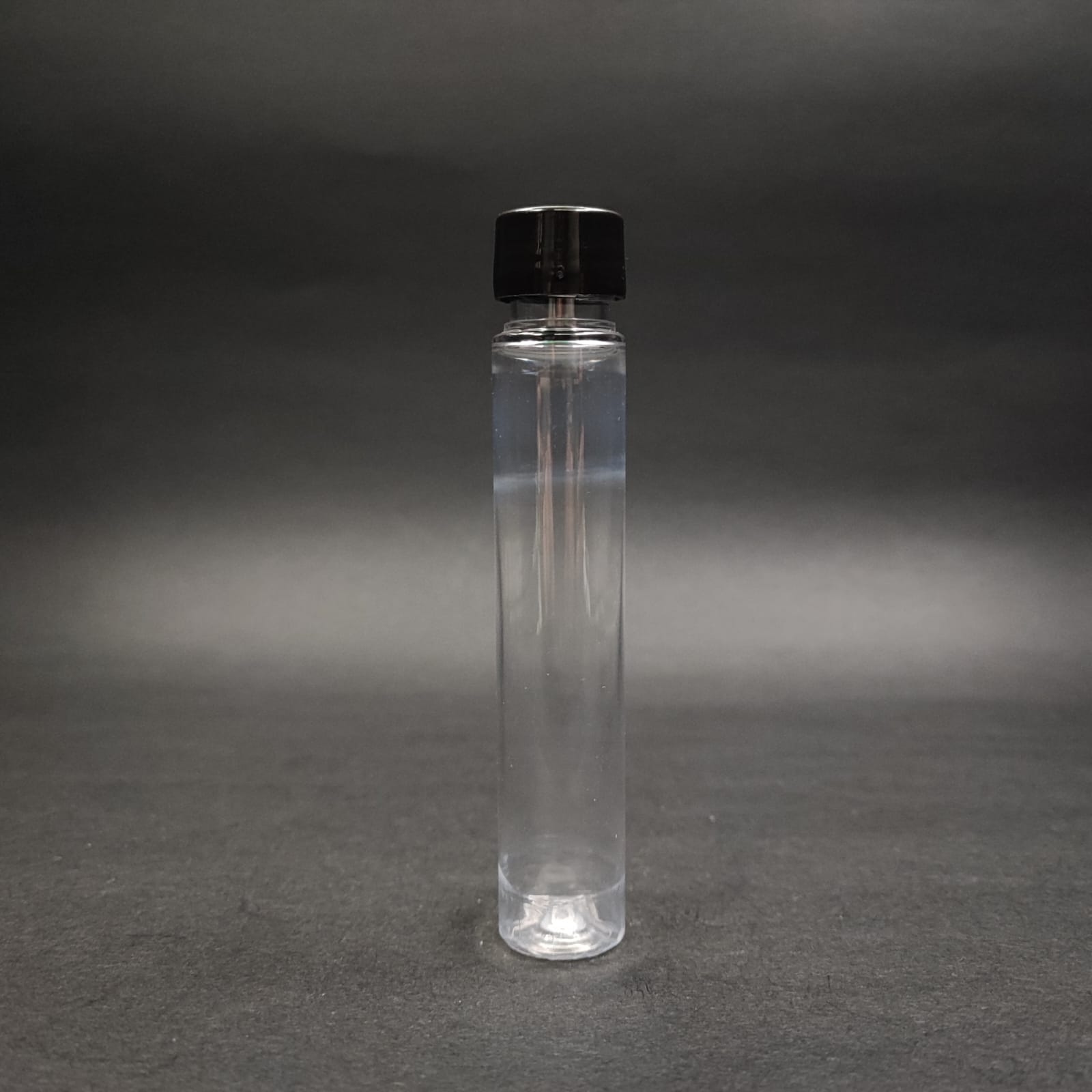 30 CC ŞEFFAF PLASTİK UZUN ŞİŞE + KENDİNDEN CONTALI SIZDIRMAZ SİYAH KAPAK - 30 ML KAPAKLI PET ŞİŞE