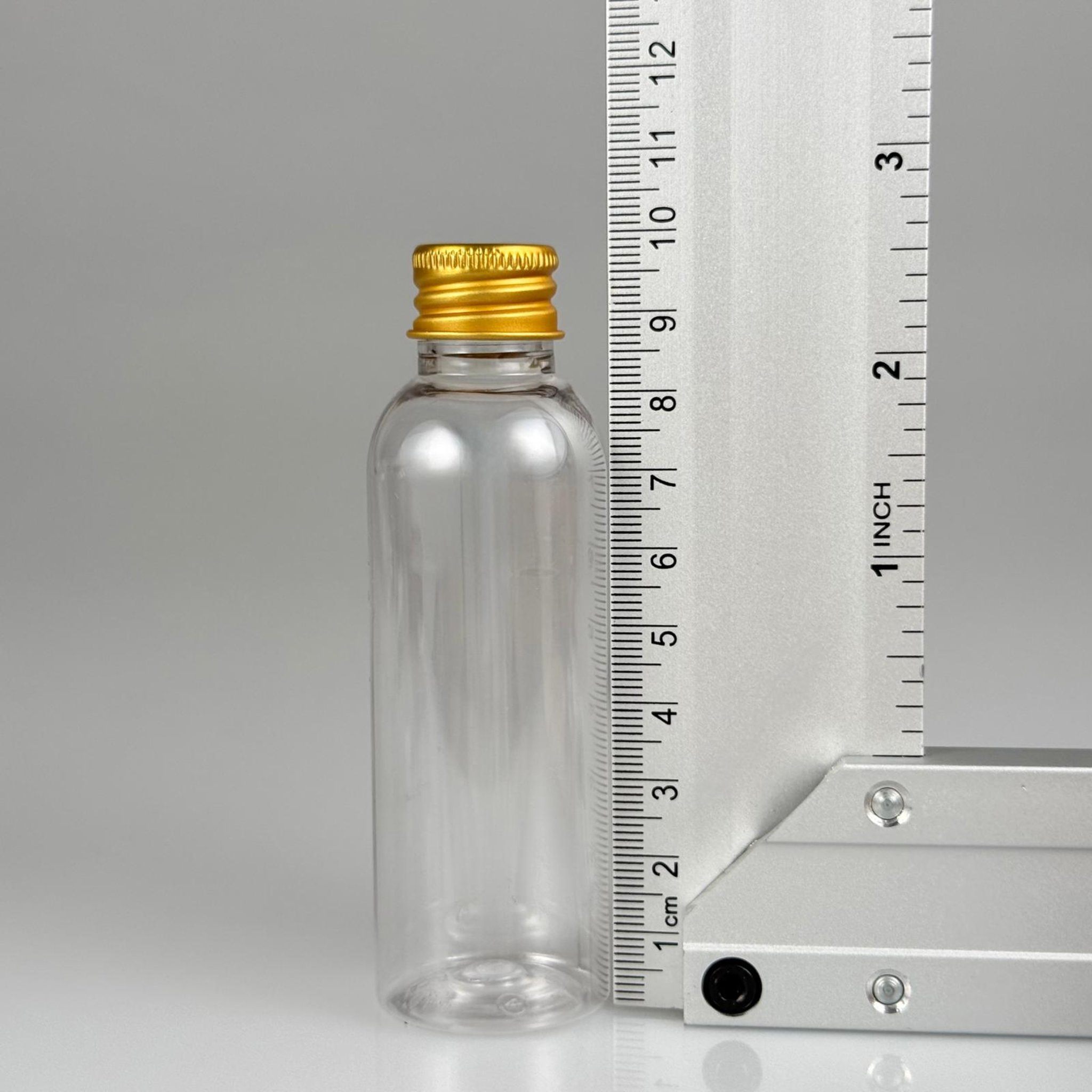 50 CC ŞEFFAF SİLİNDİR UZUN MODEL PET ŞİŞE + KÖPÜK CONTALI GOLD ALÜMİNYUM METAL KAPAKLI TAKIM - 50 ML PLASTİK ŞİŞE