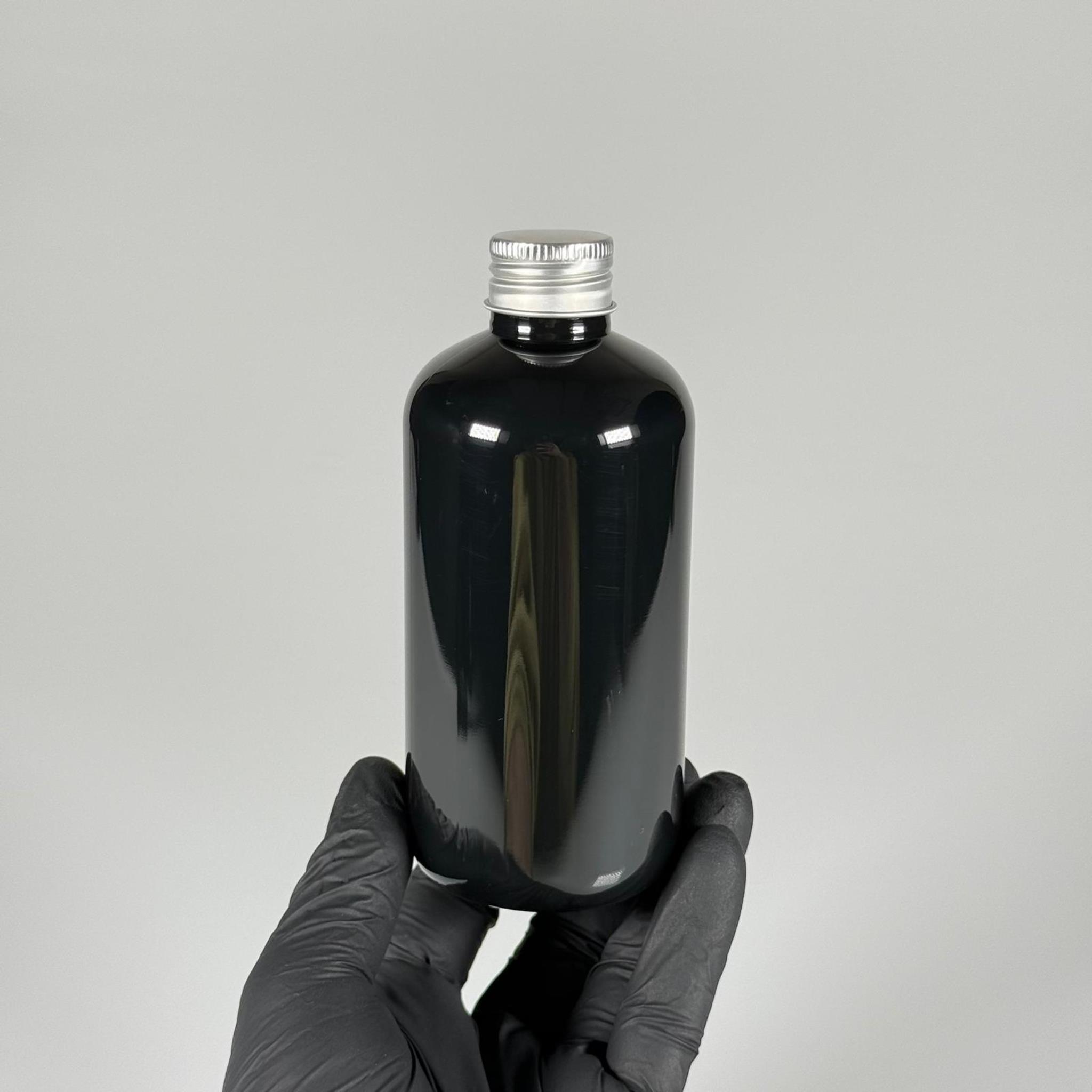 250 CC SİYAH ŞİŞE - GÜMÜŞ METAL KAPAKLI + KOLONYA TIPALI - 250 ML PLASTİK KOLONYA ŞİŞESİ - ZEYNEP MODEL PET ŞİŞE