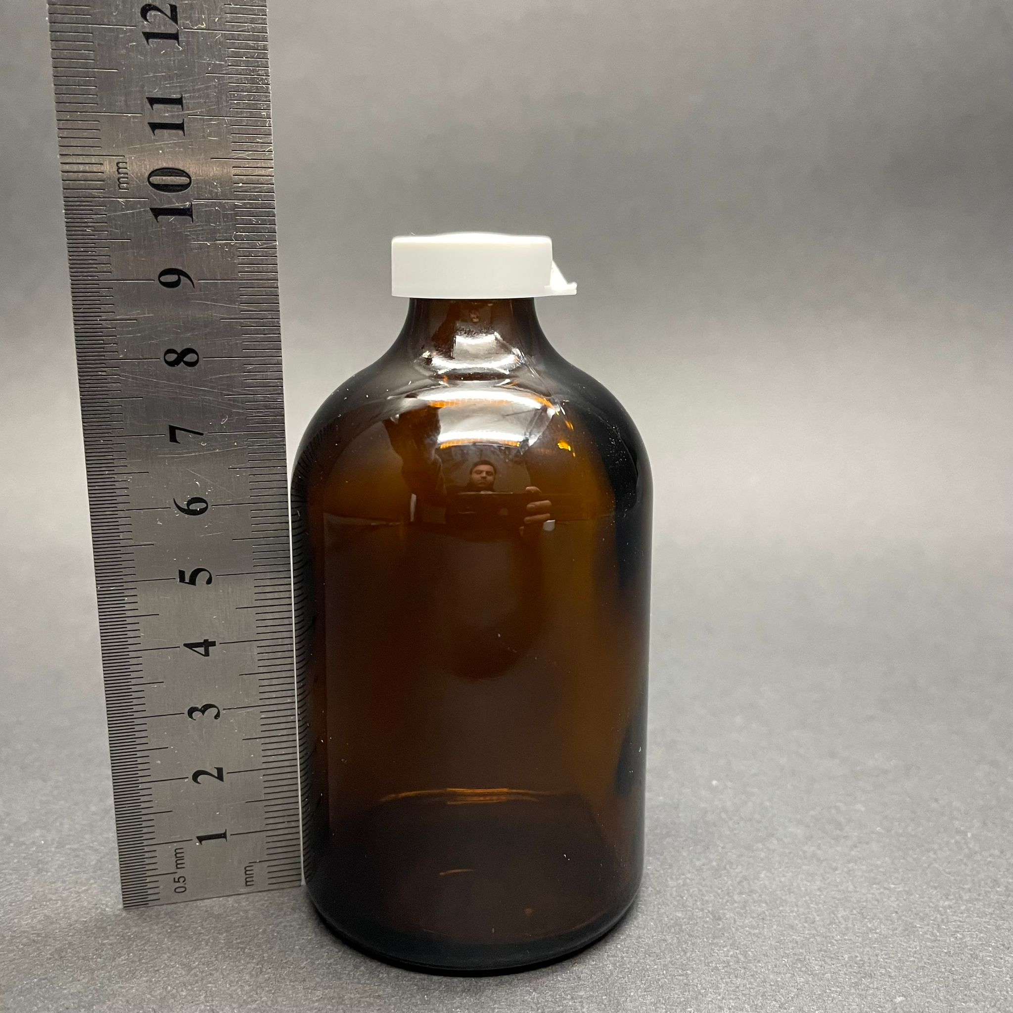 100 CC AMBER FLAKON PENİSİLİN ŞİŞESİ - BEYAZ KAPAKLI - 100 ML KAPAKLI KAHVERENGİ CAM ŞİŞE - SIZDIRMAZ - ELLE KAPANIR