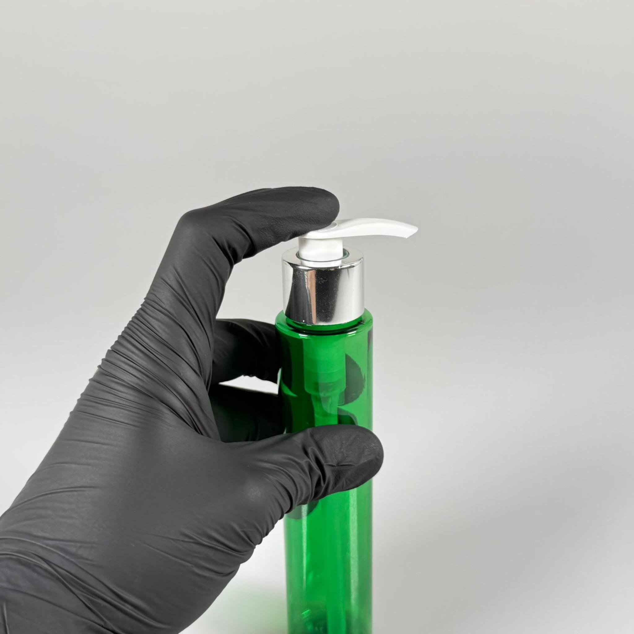 100 CC UZUN SİLİNDİR YEŞİL PET ŞİŞE (24 GR)  - GÜMÜŞ SABUN POMPALI - 100 ML BİBERİYE SUYU, LAVANTA YAĞI, SAÇ SERUM, TONİK VB İÇİN PLASTİK KOZMETİK AMBALAJLARI