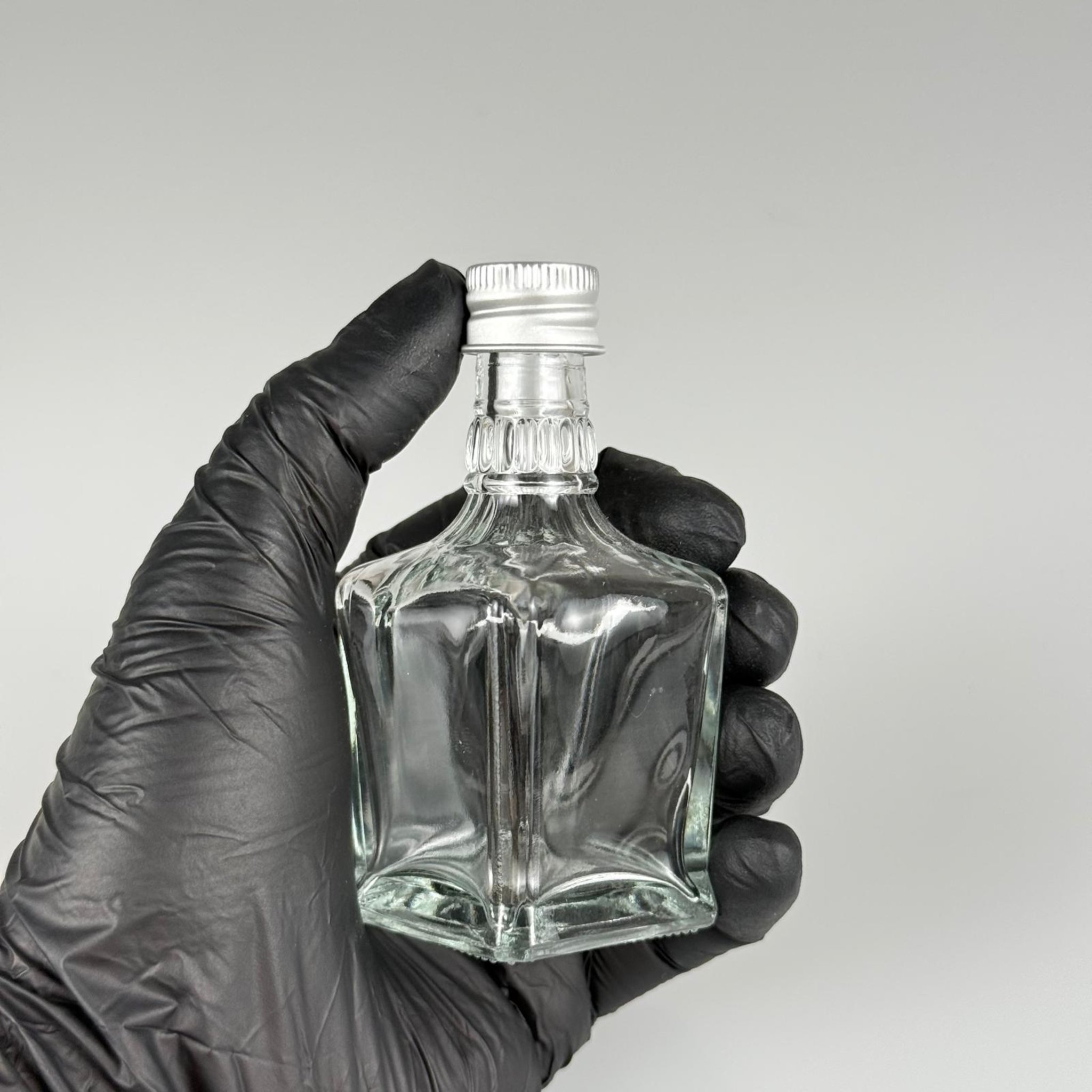 50 CC BOĞAZLI KONİK CAM ŞİŞE + GÜMÜŞ ALÜMİNYUM METAL KAPAKLI TAKIM - 50 ML PRESTİJLİ ŞİŞE