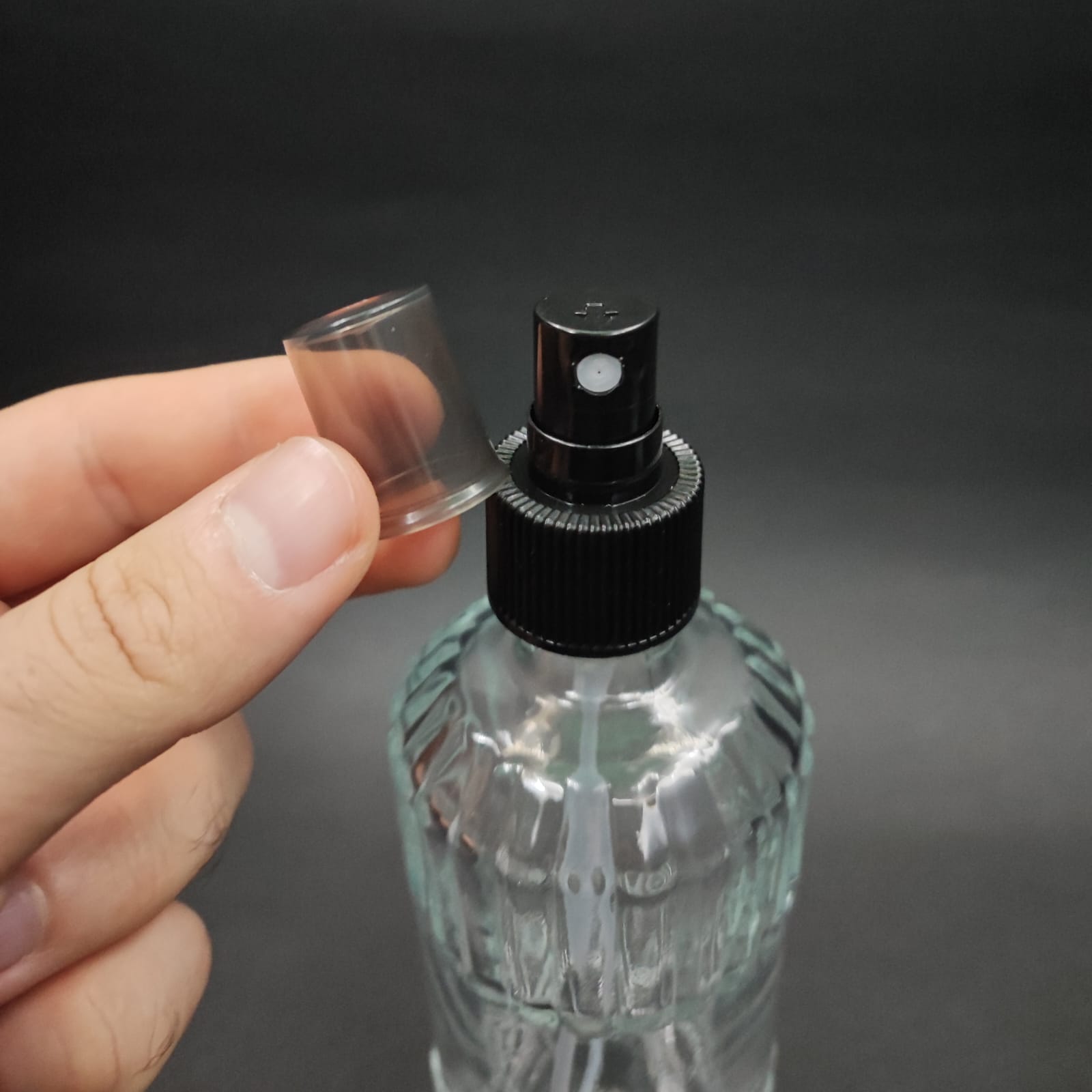 200 CC SİLİNDİR ZÜMRÜT MODEL CAM KOLONYA ŞİŞE - SİYAH SPREYLİ - 200 ML ZÜMRÜT CAM KOLONYA ŞİŞELERİ