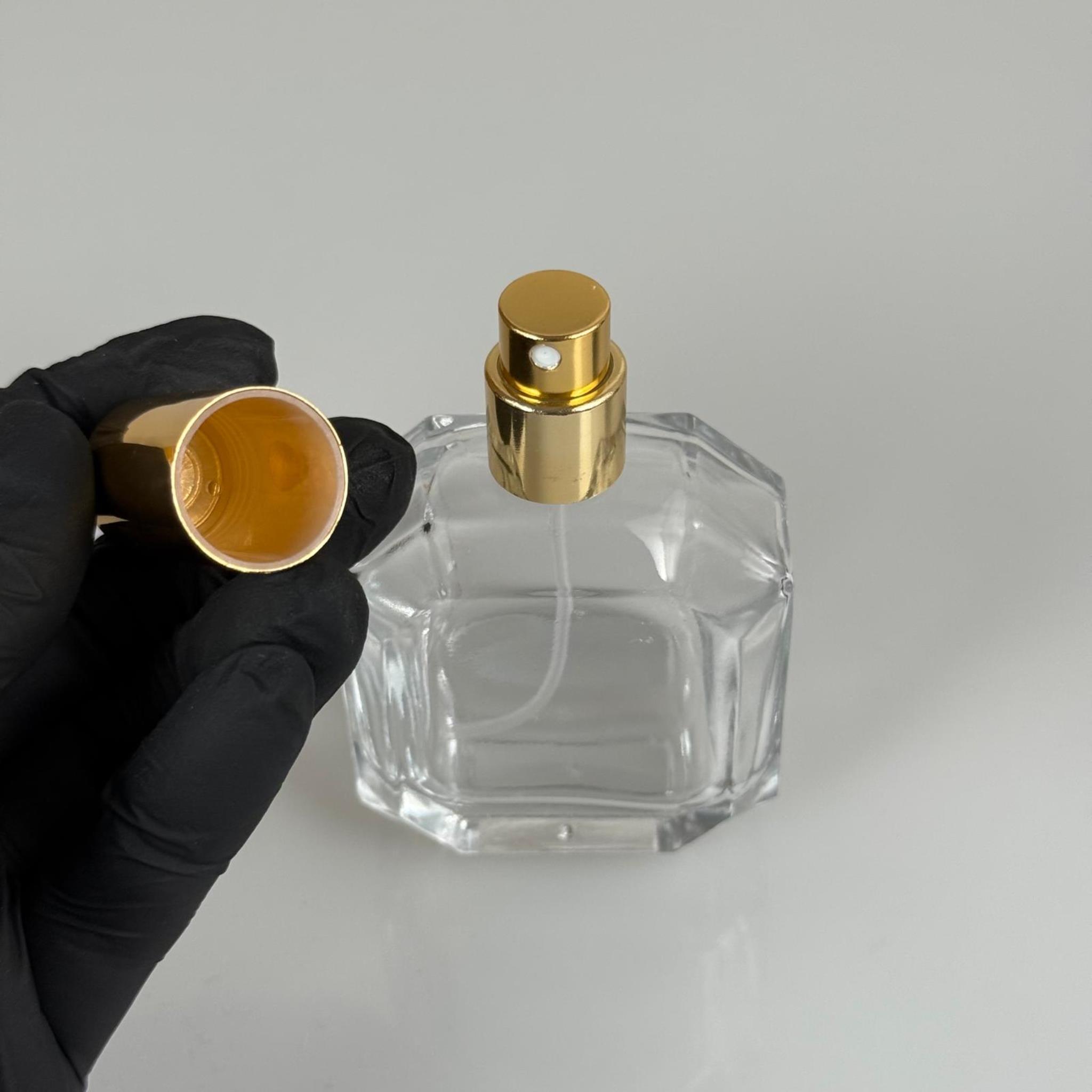 50 ML KAZABLANKA MODEL KÖŞELİ PARFÜM ŞİŞESİ - GOLD METALE METAL SPREYLİ SET (AĞIZ 13 MM VİDALI) TEKRAR DOLDURULABİLİR
