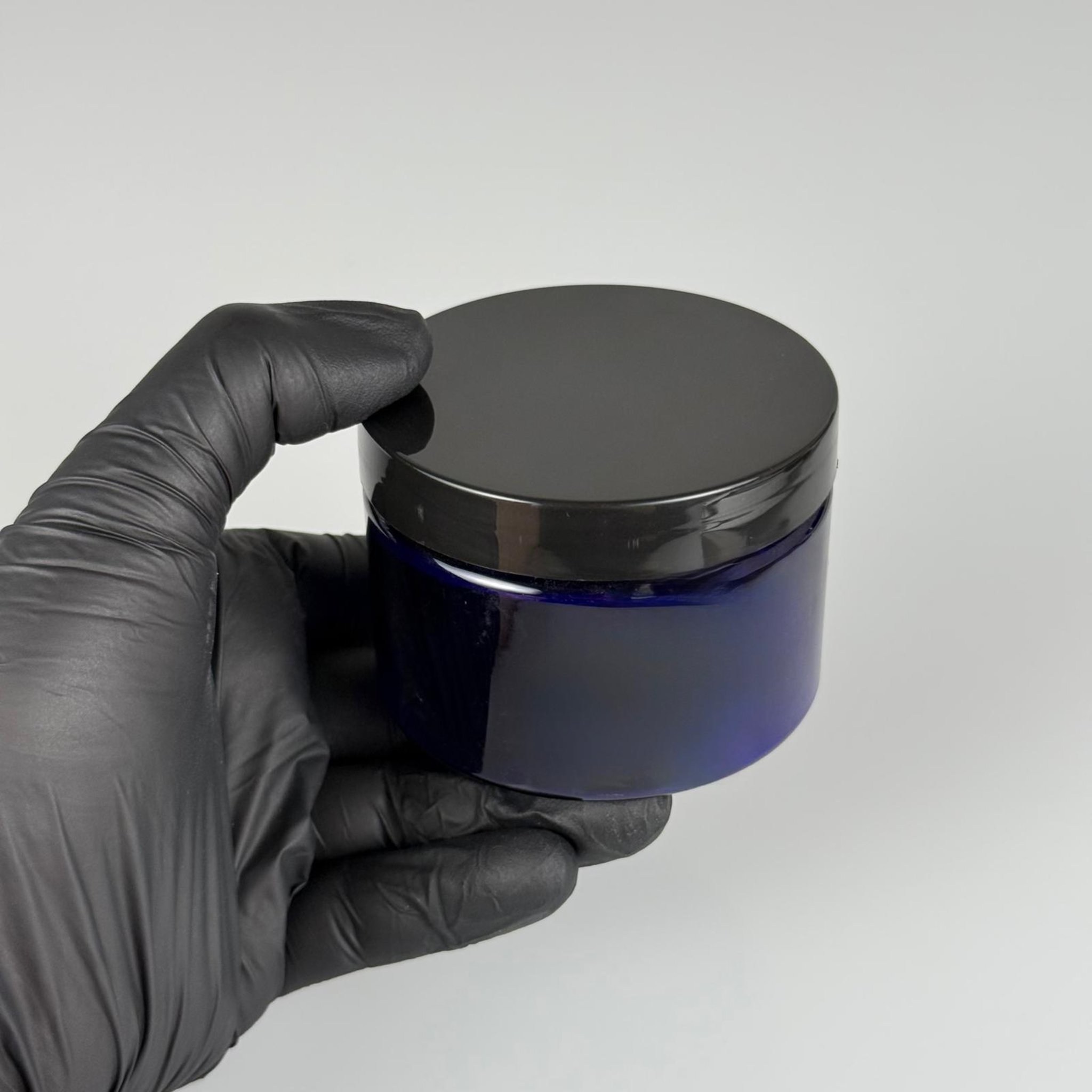 150 CC MAVİ SERT PLASTİK KAVANOZ + SİYAH PLASTİK  KAPAKLI + KENDİNDEN YAPIŞKANLI KÖPÜK CONTALI TAKIM - 150 ML PLASTİK KREM KAVANOZU