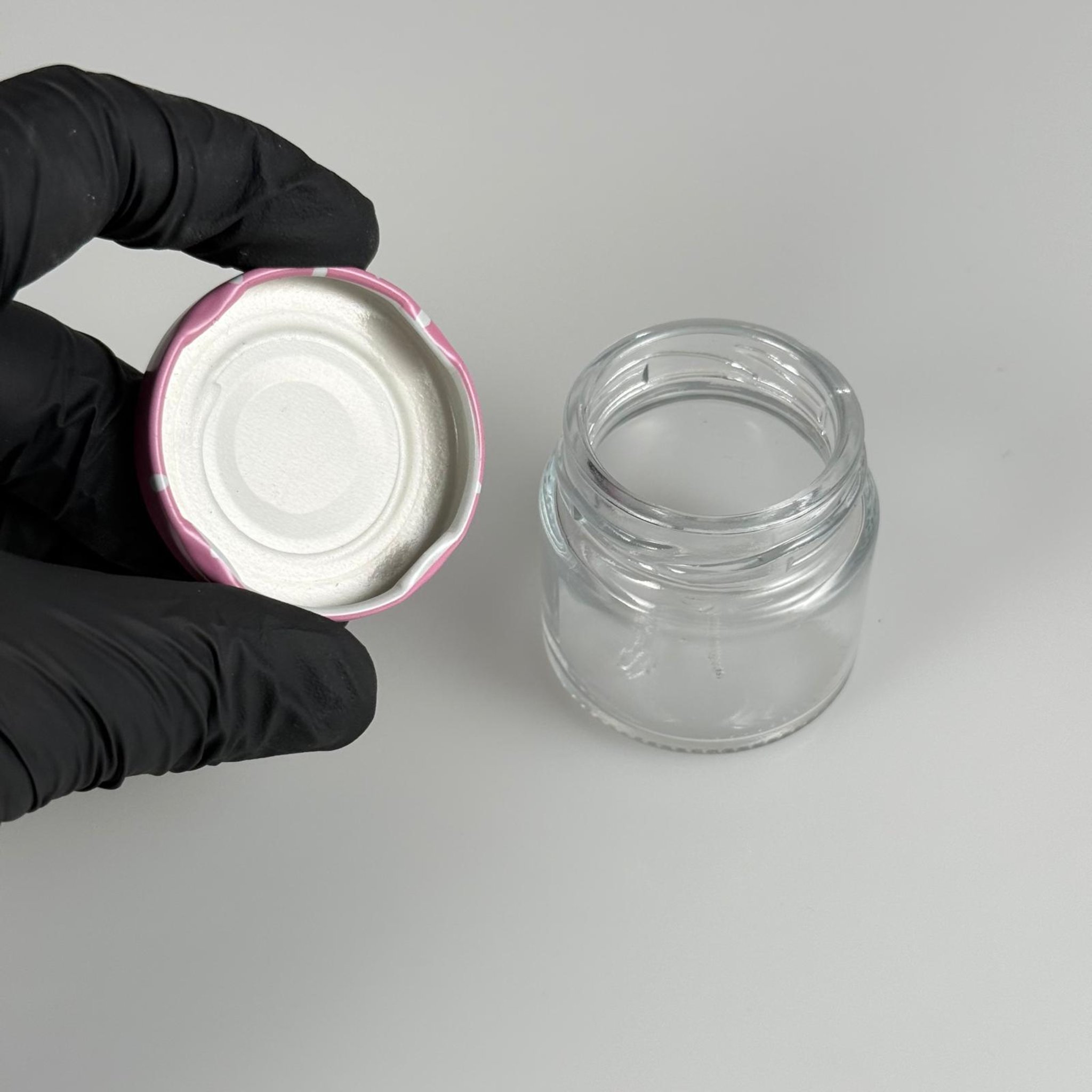 41 CC KÜT BOYUNLU CAM KAVANOZ - PEMBE METAL KAPAKLI - 41 ML CAM KAVANOZ