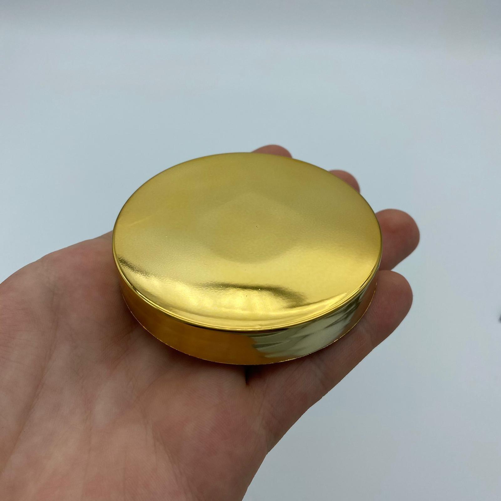 70 MM VİDALI PLASTİK KAPAK GOLD KAPLAMALI (SERT PLASTİK KREM KAVANOZLARINA UYUMLU)