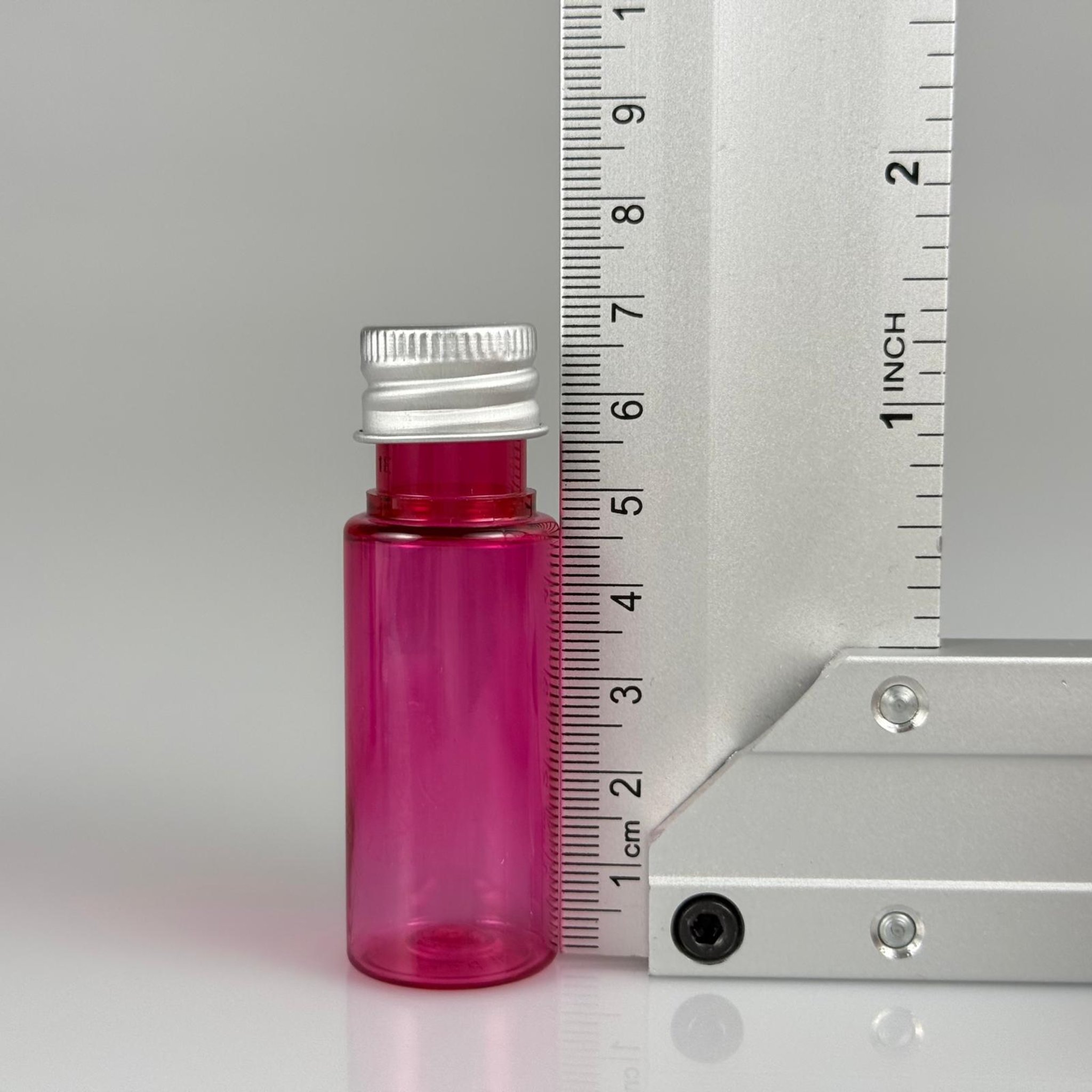 15 CC SİLİNDİR PEMBE PET ŞİŞE + KÖPÜK CONTALI GÜMÜŞ ALÜMİNYUM METAL KAPAKLI + DAMLALIKLI KOLONYA TIPALI TAKIML - 15 ML PEMBE PET ŞİŞE