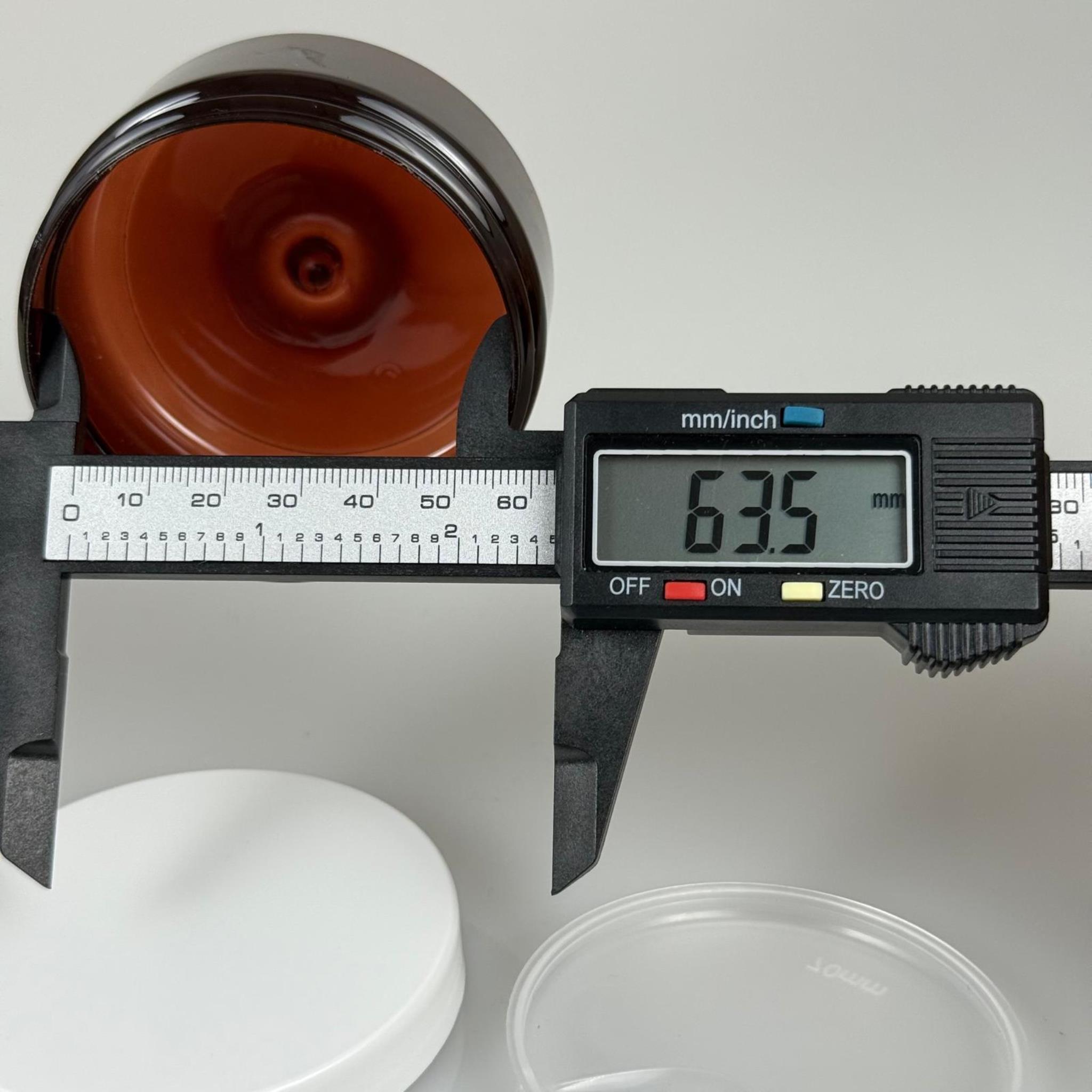 100 ML SERT PET KAVANOZ + BEYAZ PLASTİK KAPAK + İÇ TIPA - 100 CC KALIN AMBER PLASTİK KAVANOZ BEYAZ PLASTİK KAPAKLI İÇ TIPALI TAKIM - KREM KAVANOZLARI