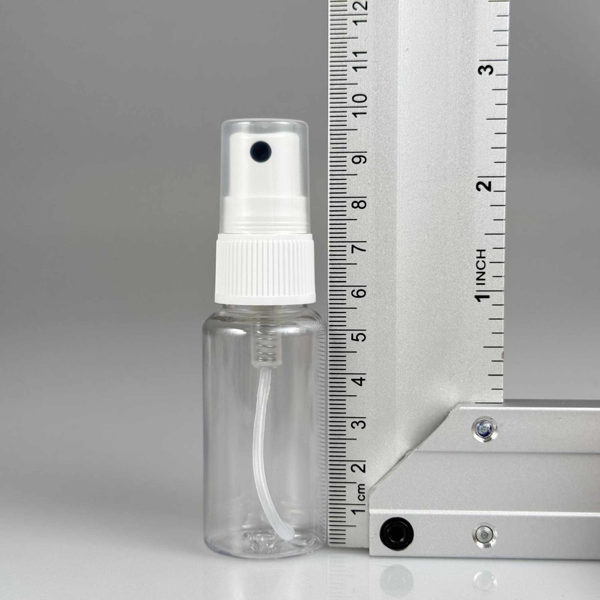 SPREYLİ MİNİ BOŞ PET ŞİŞE 30 ML - 30 CC ŞEFAF (8 GR) PET ŞİŞE + SİYAH NOKTALI BEYAZ SPREY