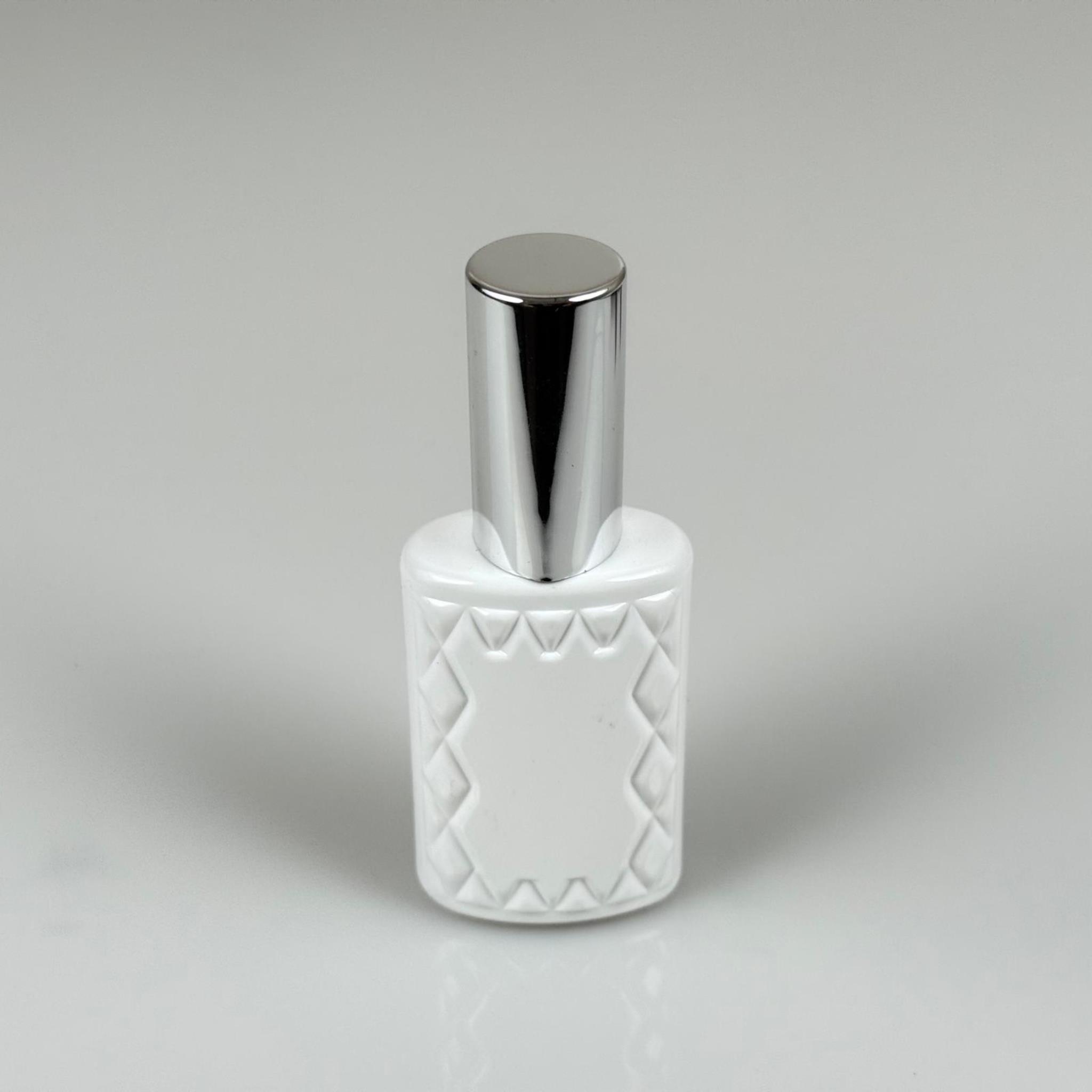 50 ML PET KOLONYA, PARFÜM VB ŞİŞELERİ - METAL ALÜMİNYUM GÜMÜŞ KAPAK + VİDALI SPREY + 50 CC KÖŞELİ BEYAZ ŞİŞE SET TAKIM