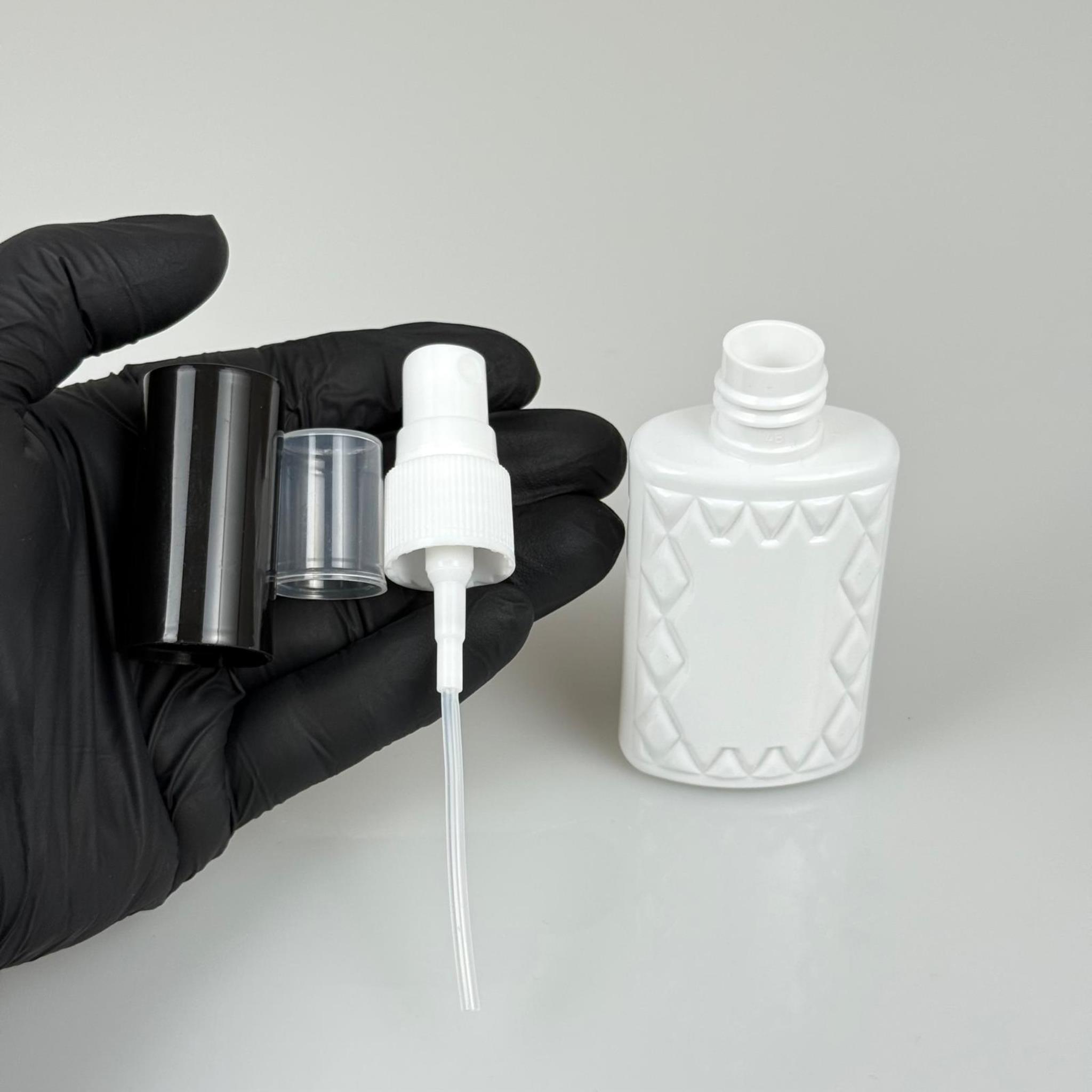 50 CC BEYAZ PET KÖŞELİ PARFÜM ŞİŞESİ - BEYAZ SPREYLİ - SİYAH KORUMA KAPAKLI - 50 ML PLASTİK PARFÜM - KOLONYA ŞİŞESİ