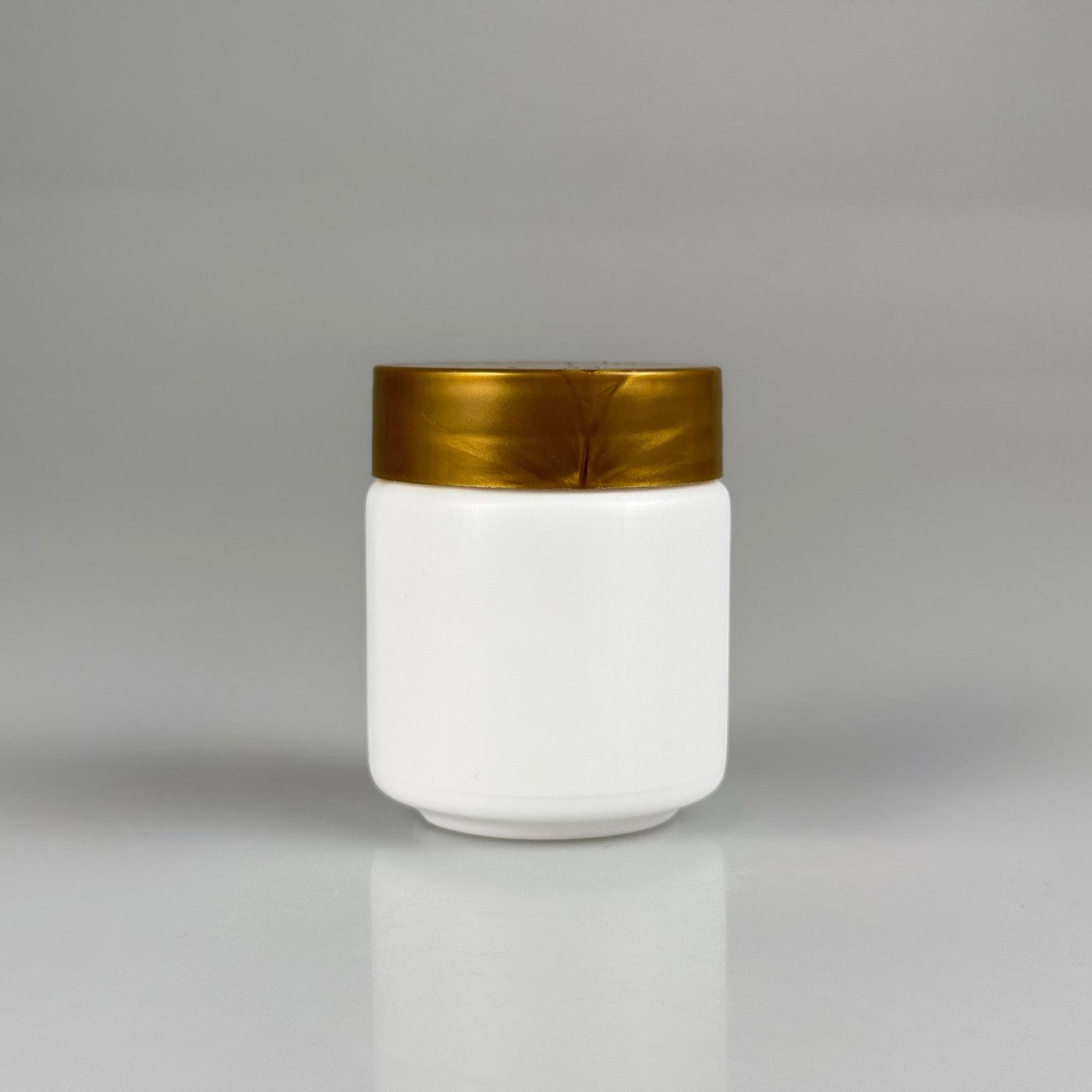 50 CC BEYAZ SERT POLİETİLEN ŞİŞE + GOLD PLASTİK KAPAKLI - 50 ML POLİETİLEN ŞİŞE
