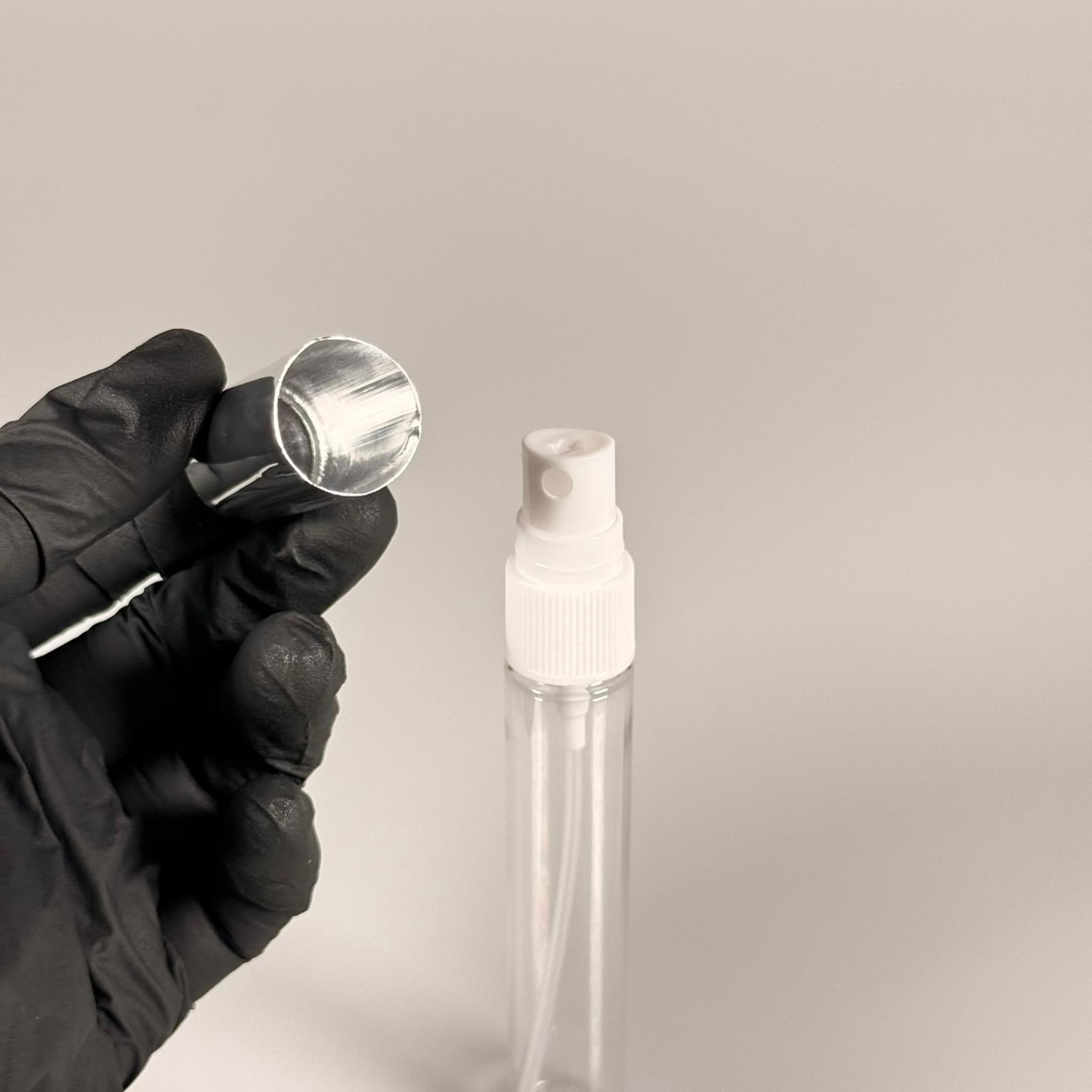 30 CC  PARFÜM ŞİŞESİ - PET KALEM PARFÜM ŞİŞESİ GÜMÜŞ METAL SPREYLİ KAPAKLI TAKIM - 30 ML PLASTİK TÜP PARFÜM ŞİŞESİ - VİDALI SPREY VALF TEKRAR DOLDURULABİLİR - HEDİYELİK PET KOLONYA ŞİŞESİ - DÜĞÜN, NİŞAN, SÖZ, KINA, CENAZE, PROMOSYON İÇİN HEDİYELİK KOLONYA ŞİŞELERİ