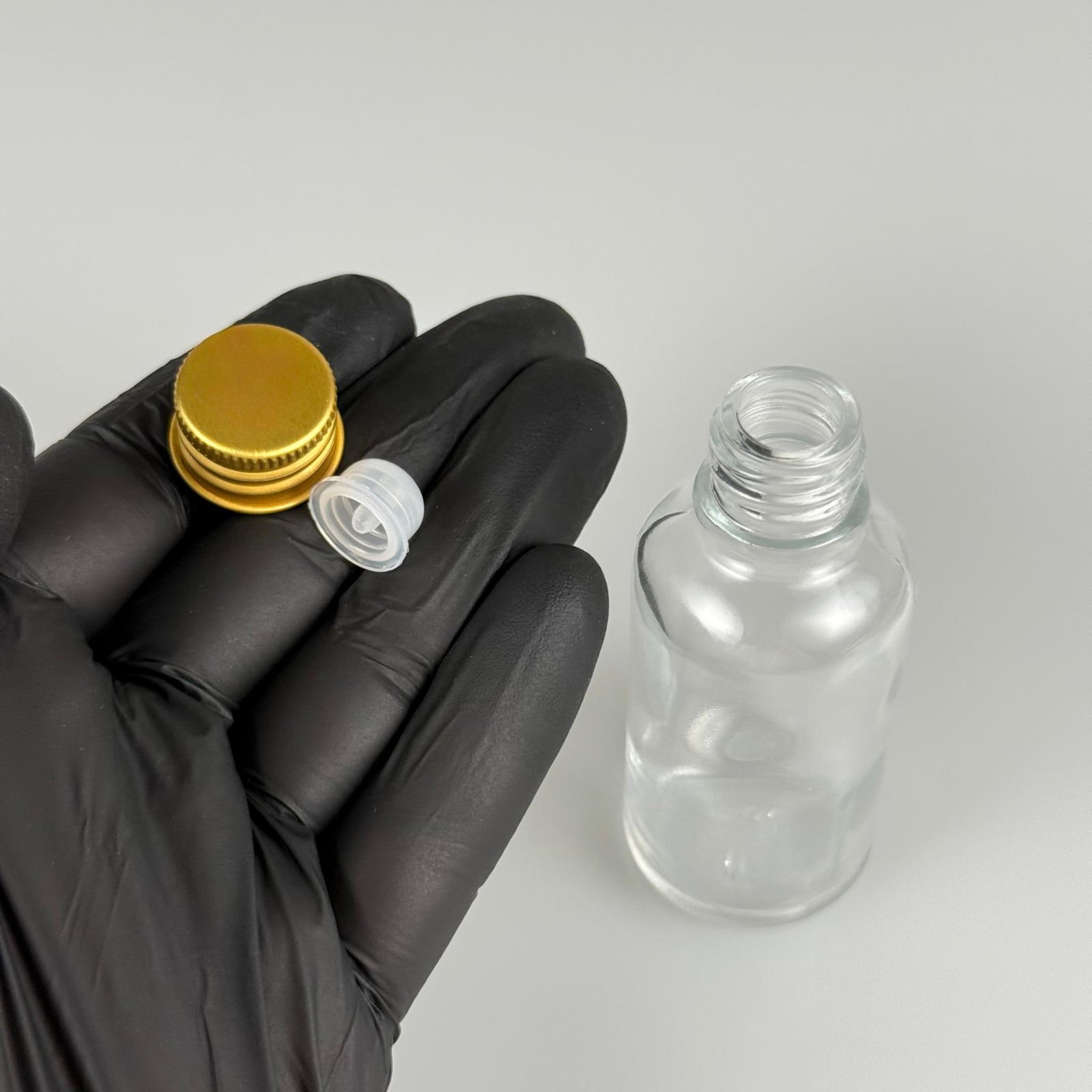 30 CC ŞEFFAF CAM ŞİŞE + KÖPÜK CONTALI GOLD ALÜMİNYUM METAL KAPAKLI + KOLONYA TIPALI TAKIM - 30 ML ŞEFFAF CAM ŞİŞE
