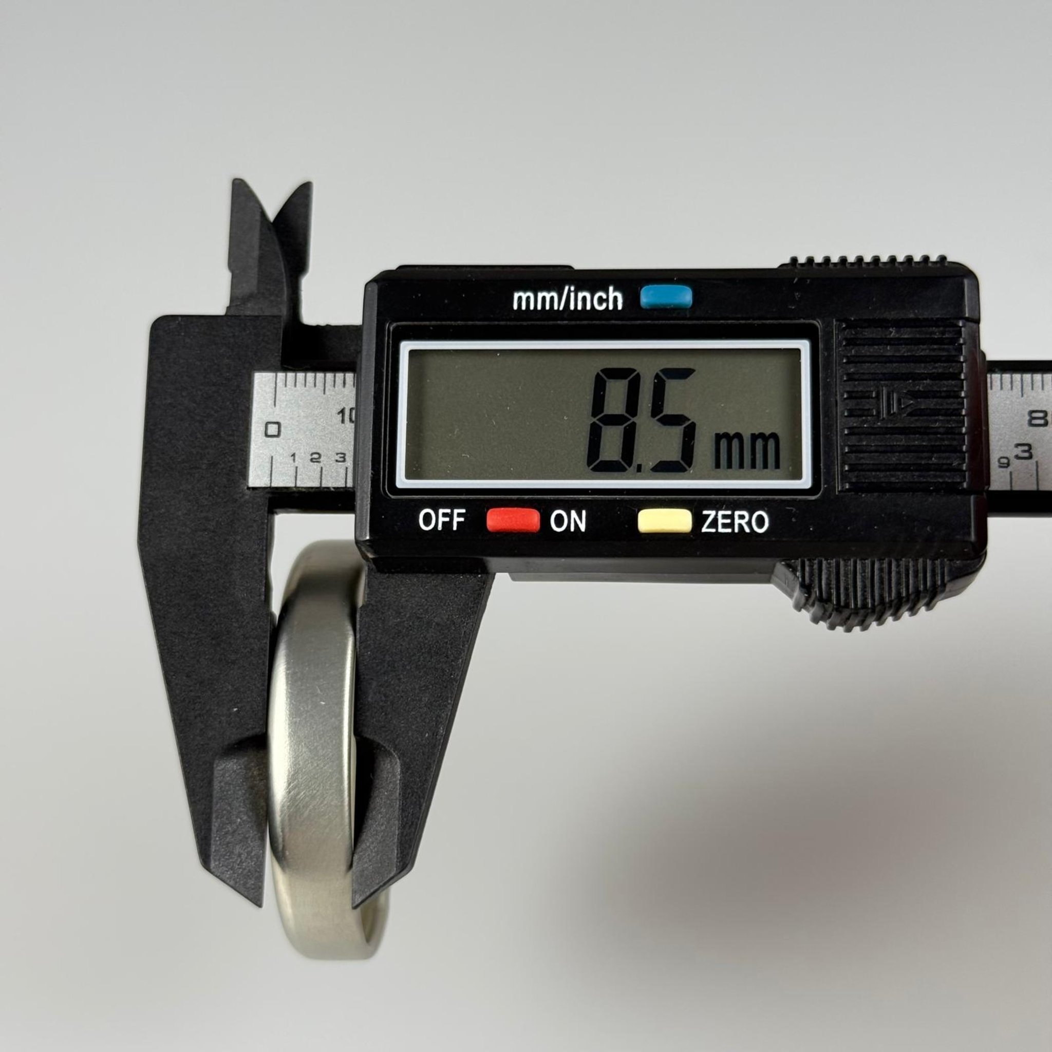 43 MM TWİST-OFF GÜMÜŞ METAL KAPAK