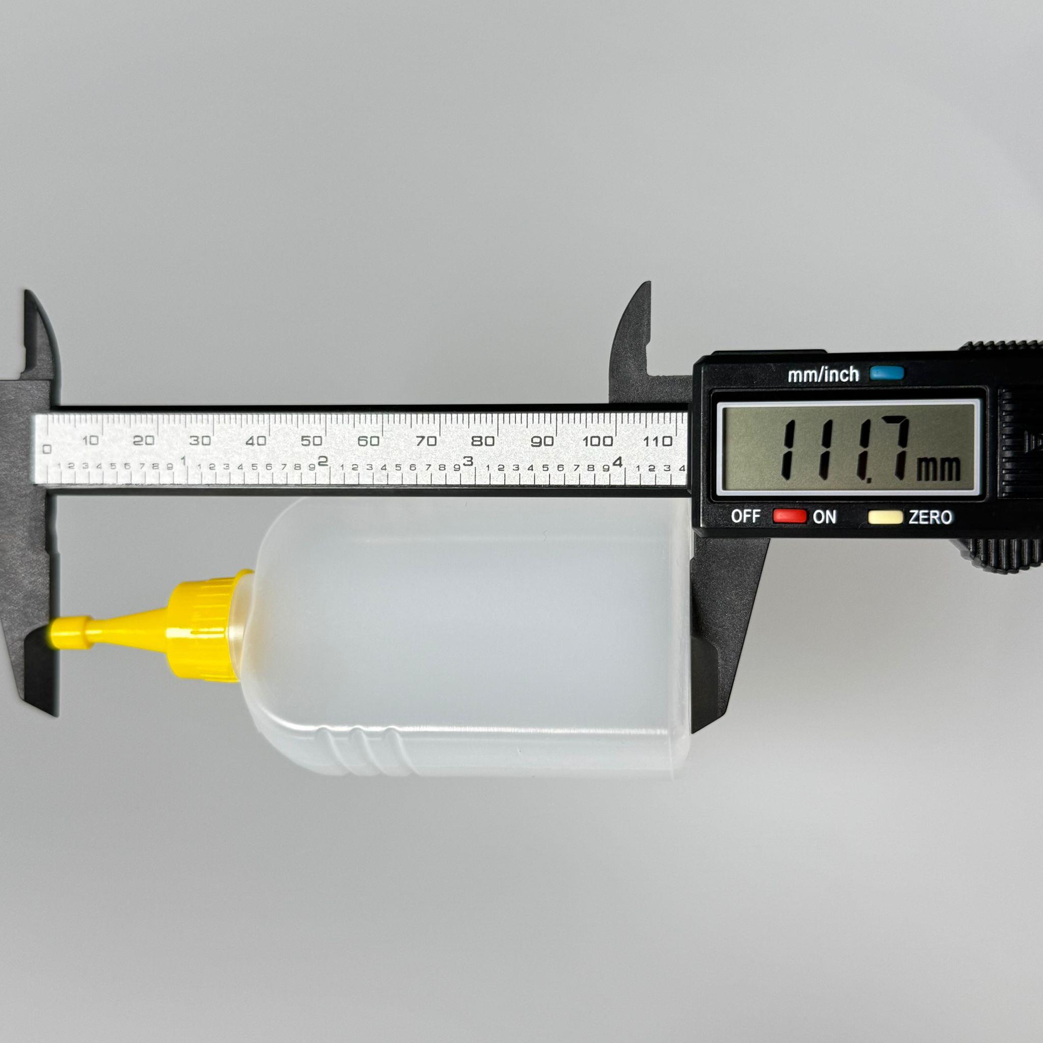 65 CC CEP BOY SIKILABİLİR YAĞDANLIK SARI AKITICI KAPAKLI - SARI KÖR TIPALI - 65 ML NATÜREK SIKILABİLİR YASSI PLASTİK BOŞ MAKİNE YAĞI ŞİŞESİ