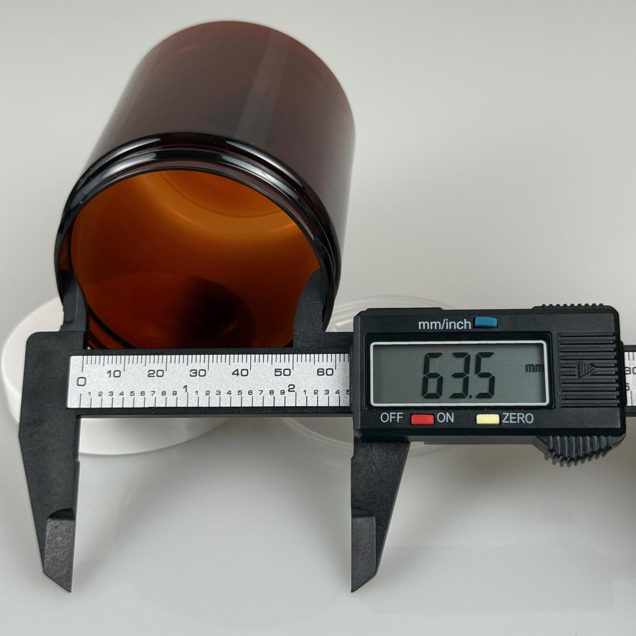 300 ML SERT PET KAVANOZ + BEYAZ PLASTİK KAPAK + İÇ TIPA - 300 CC KALIN AMBER PLASTİK KAVANOZ BEYAZ PLASTİK KAPAKLI İÇ TIPALI TAKIM - KREM KAVANOZLARI