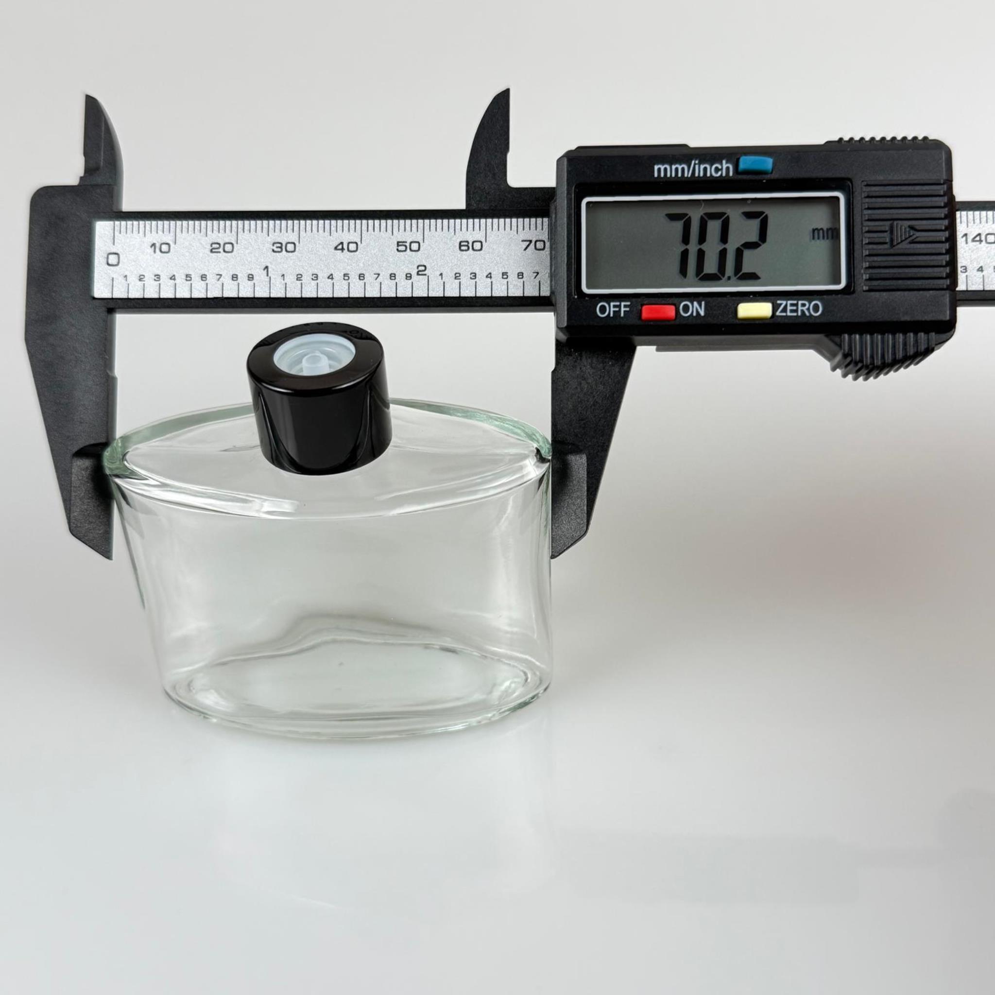 YASSI MODEL CAM KOLONYA ŞİŞESİ + METAL SİYAH KAPAK + TIPA - 50 ML - HEDİYELİK KOLONYA ŞİŞELERİ