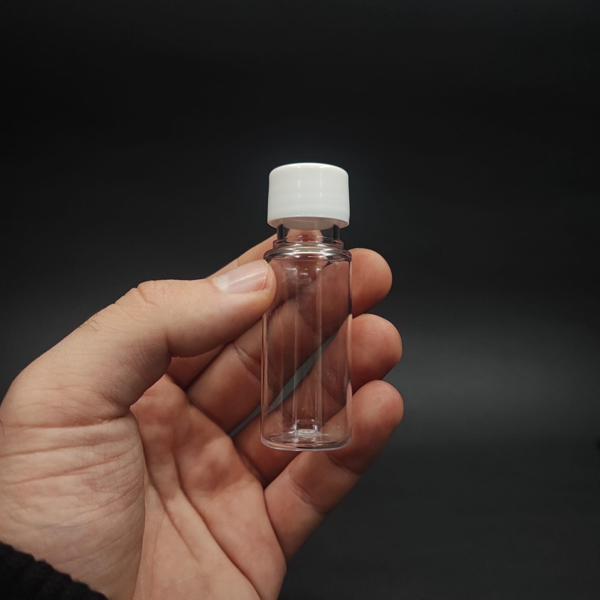 15 CC ŞEFFAF PLASTİK ŞİŞE + KENDİNDEN CONTALI SIZDIRMAZ BEYAZ KAPAK - 15 ML KAPAKLI PET ŞİŞE