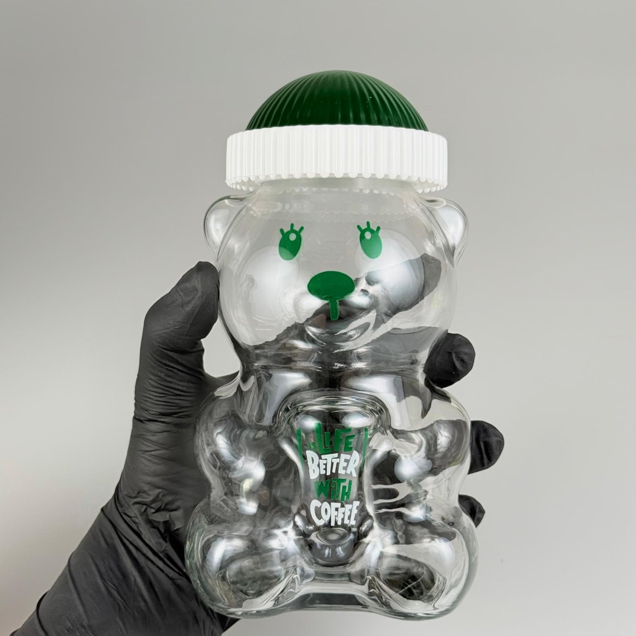 500 CC PİPETLİ CAM AYICIK BARDAK - YEŞİL KAPAKLI + FIRÇALI PASLANMAZ ÇELİK GÜMÜŞ PİPETLİ TAKIM - 500 ML AYICIK FİGÜRLÜ PİPETLİ CAM SU , SOĞUK KAHVE ,  MEYVE SUYU ,  MEŞRUBAT BARDAĞI VB - HEDİYELİK BARDAK