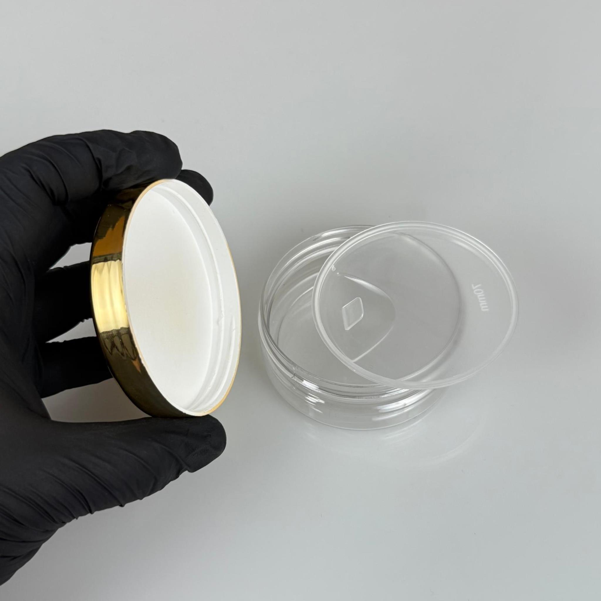 50 ML SERT PET KAVANOZ + GOLD KAPLAMALI PLASTİK KAPAK + İÇ TIPA - 50 CC KALIN ŞEFFAF PLASTİK KAVANOZ GOLD KAPLAMALI PLASTİK KAPAKLI İÇ TIPALI TAKIM - KREM KAVANOZLARI