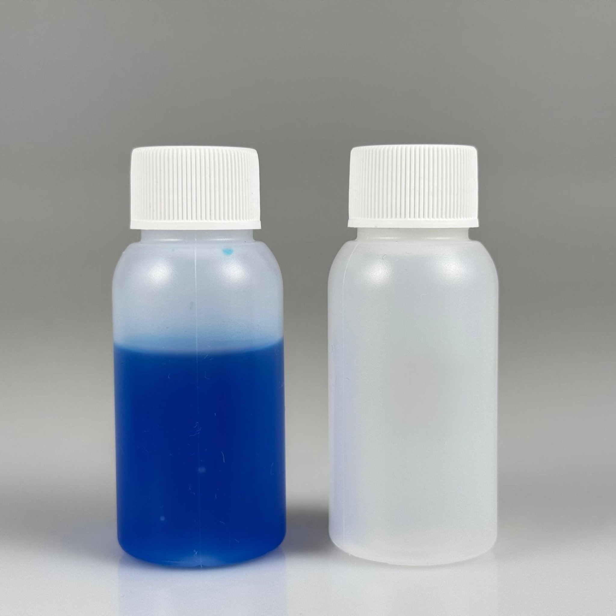 50 ML SIKILABİLİR YUMUŞAK POLİETİLEN PE PLASTİK ŞİŞE - CONTALI BEYAZ KAPAKLI - 50 cc sos, yağ, kartuş, mürekkep vb için boş şişeler