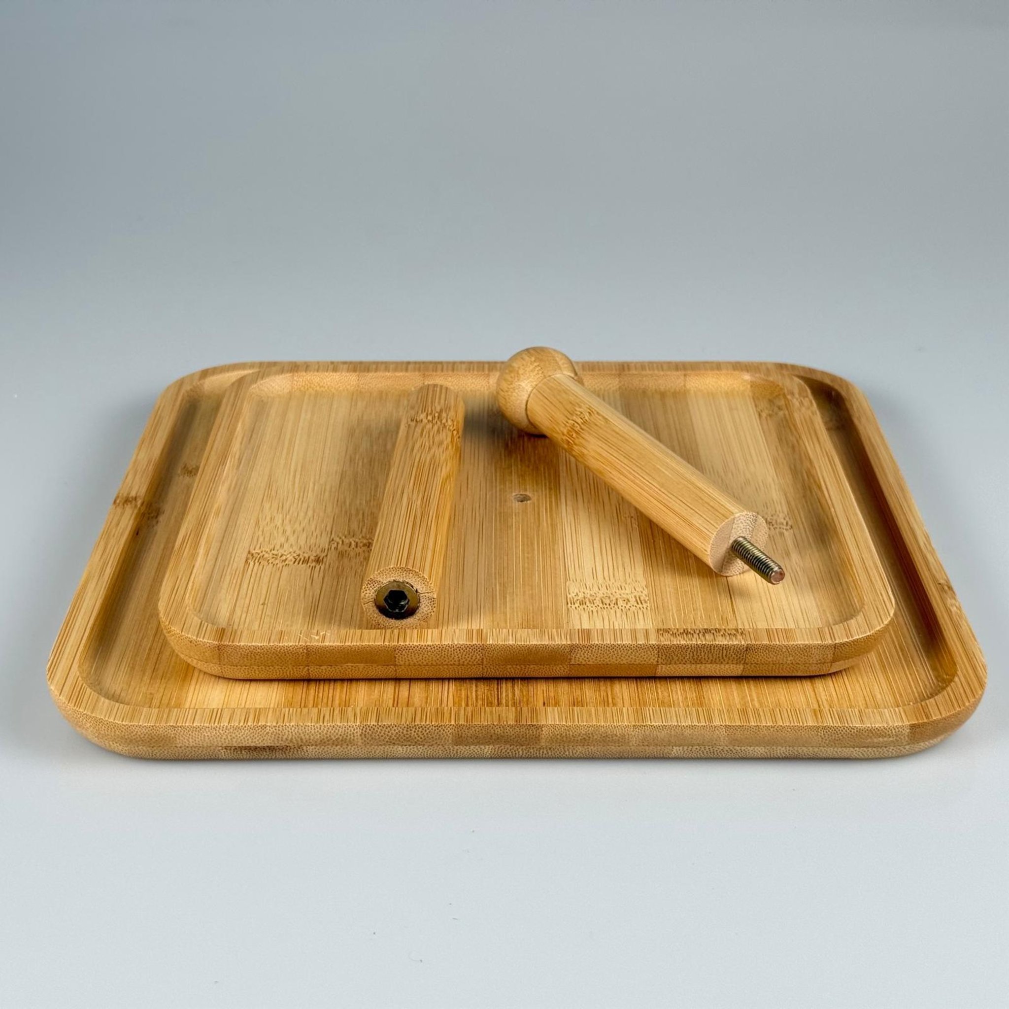 İKİ KATLI KARE AHŞAP SUNUMLUK - MEYVELİK, KURABİYELİK, KAHVALTI, KEK VE ÇAY SAATİ SUNUM TABAĞI - AKTAR, PASTANE, RESTORAN, OTEL VB İÇİN BAMBU TEŞHİR ÜRÜNÜ