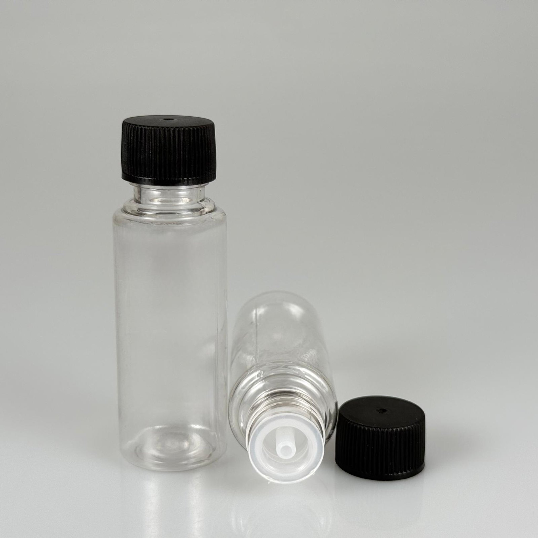 30 CC İÇTEN DAMLALIKLI PLASTİK ŞİŞE -  30 ML ŞEFFAF PET ŞİŞE + CONTALI SİYAH KAPAK + KOLONYA TIPALI (DELEREK KULLANILIR) TAKIM