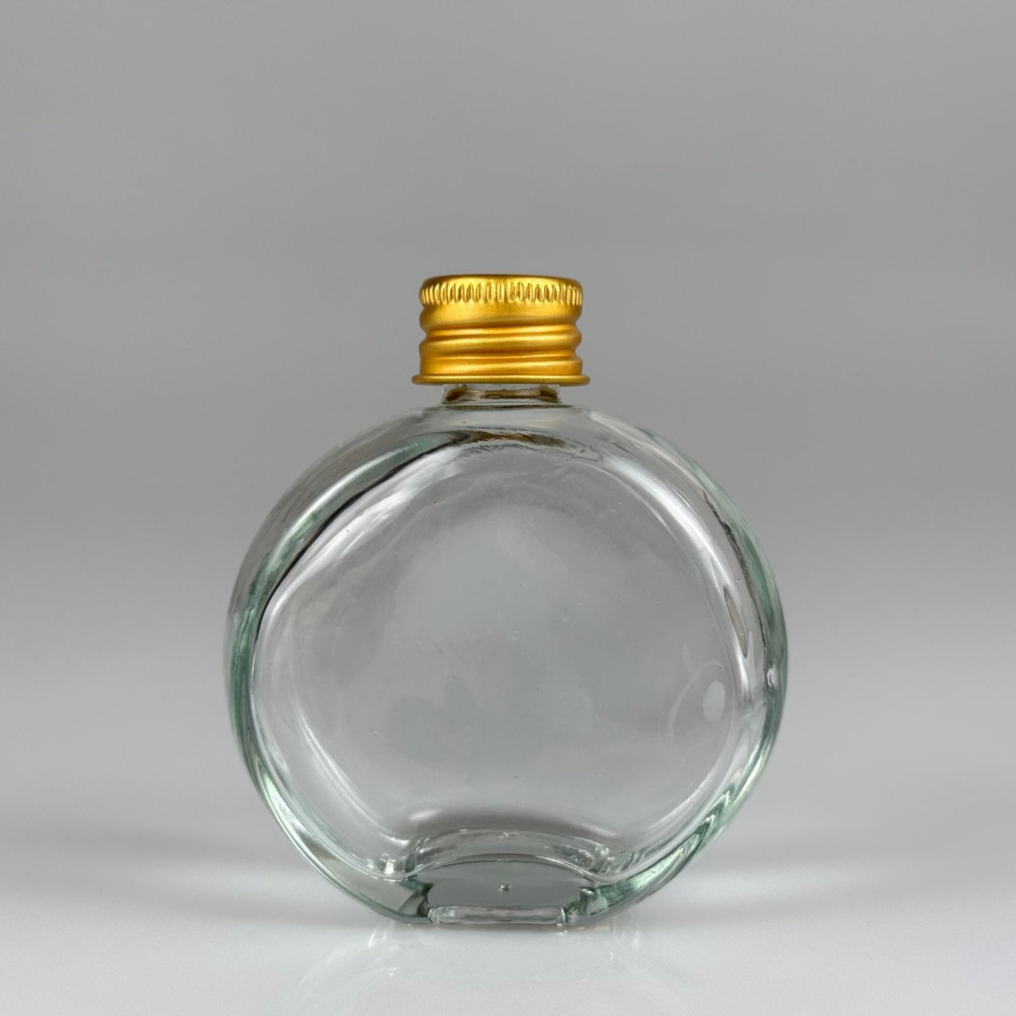 50 CC OVAL YASSI YUVARLAK CAM ŞİŞE + GOLD ALÜMİNYUM METAL KAPAKLI TAKIM - 50 ML ŞEFFAF CAM ŞİŞE