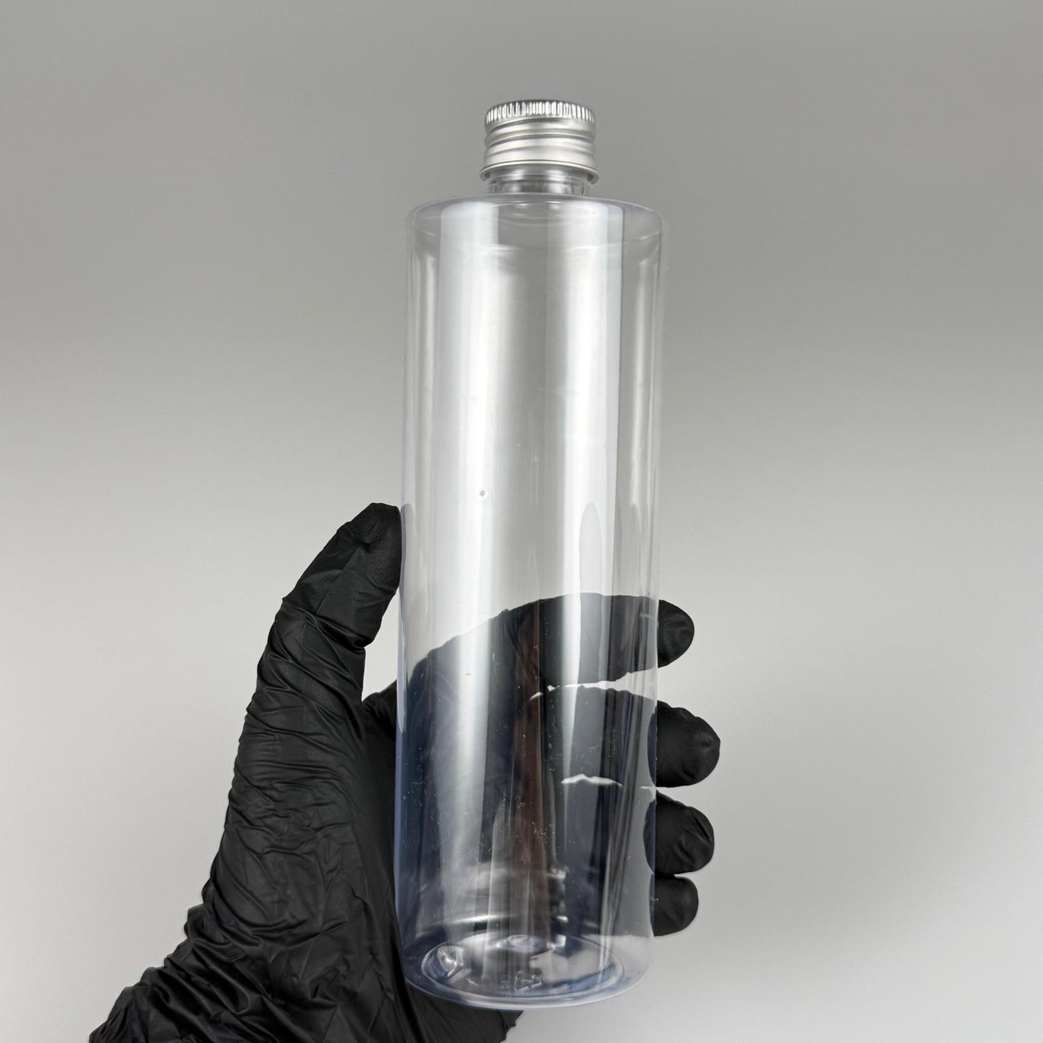 400 CC ŞEFFAF KÜT BOYUNLU SİLİNDİR PET ŞİŞE (30 GR - 24 AĞIZ ) + KÖPÜK CONTALI GÜMÜŞ METAL ALÜMİNYUM KAPAKLI + KOLONYA TIPALI TAKIM - 400 ML KAPAKLI ŞEFFAF PLASTİK ŞİŞELER