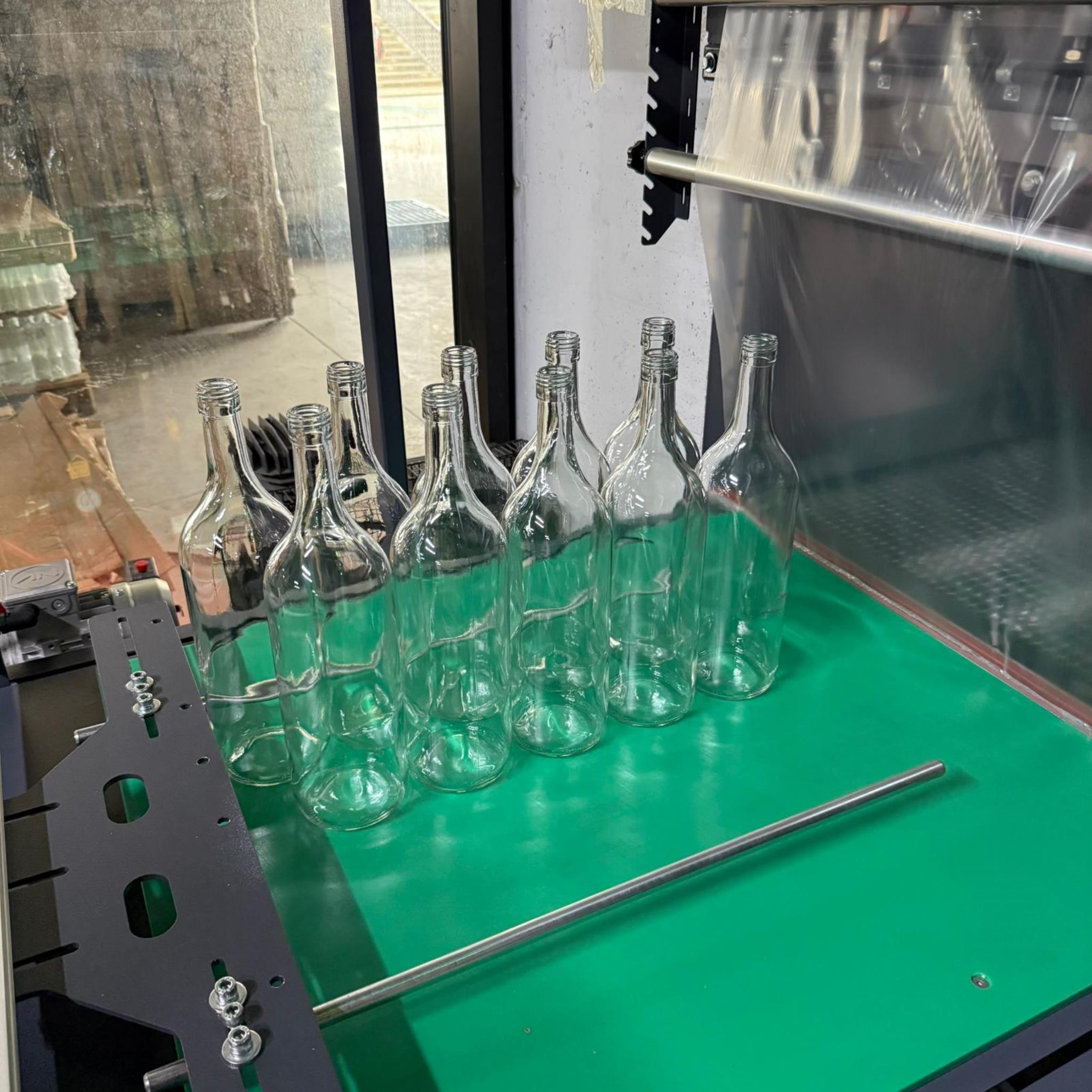 PAKETLEME HİZMETİ - BURSA VE ÇEVRE İLLER İÇİN OTOMATİK SHRINK MAKİNESİ İLE KALİTELİ VE HIZLI AMBALAJLAMA HİZMETİMİZ MEVCUTTUR.