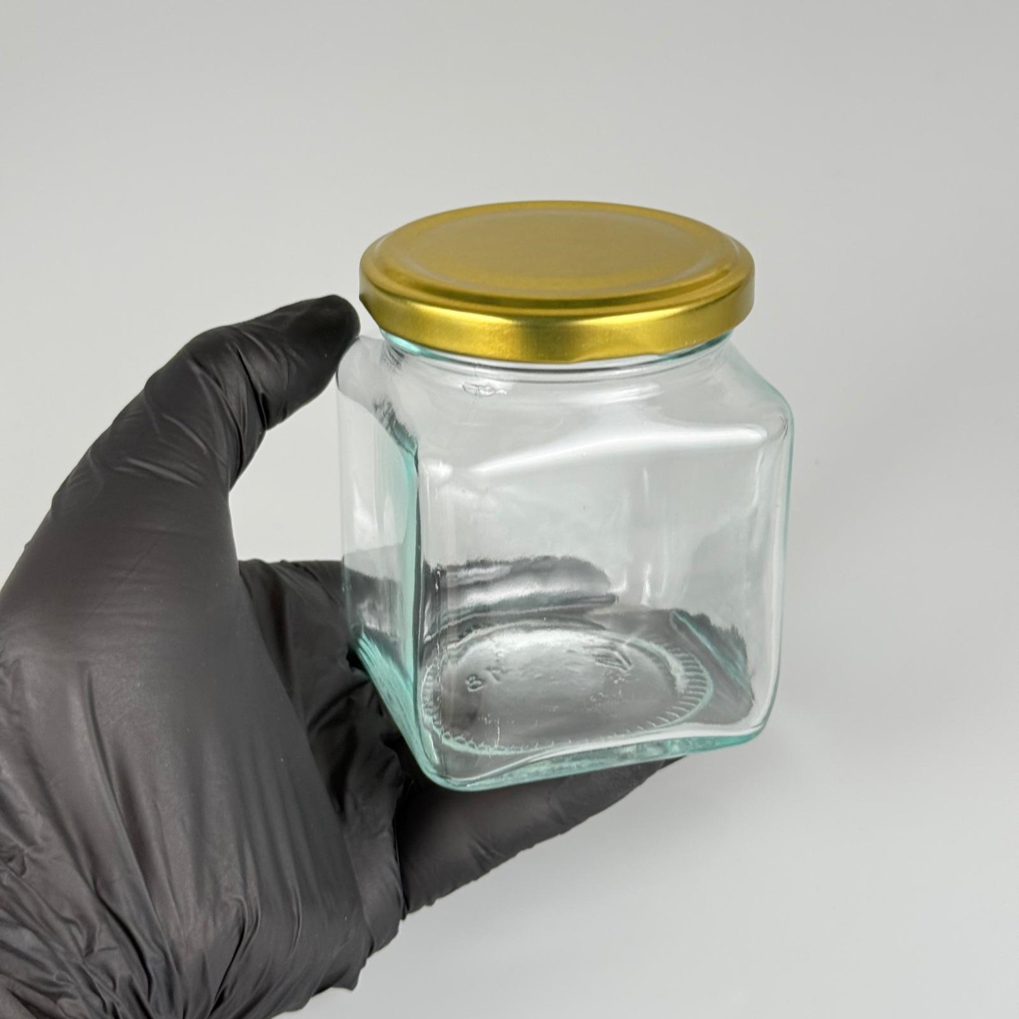 250 CC CAM KARE KAVANOZ + GOLD METAL KAPAKLI + KENDİNDEN YAPIŞKANLI KÖPÜK CONTALI TAKIM - 250 ML KÖŞELİ KAVANOZ