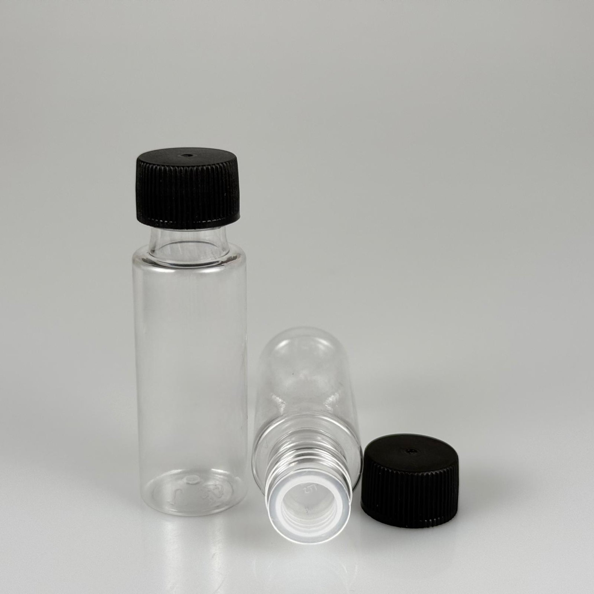 20 ML PET ŞİŞE + CONTALI SİYAH KAPAK + KÖR TIPA TAKIM - 20 CC SIZDIRMAZ BOŞ PLASTİK ŞİŞELER